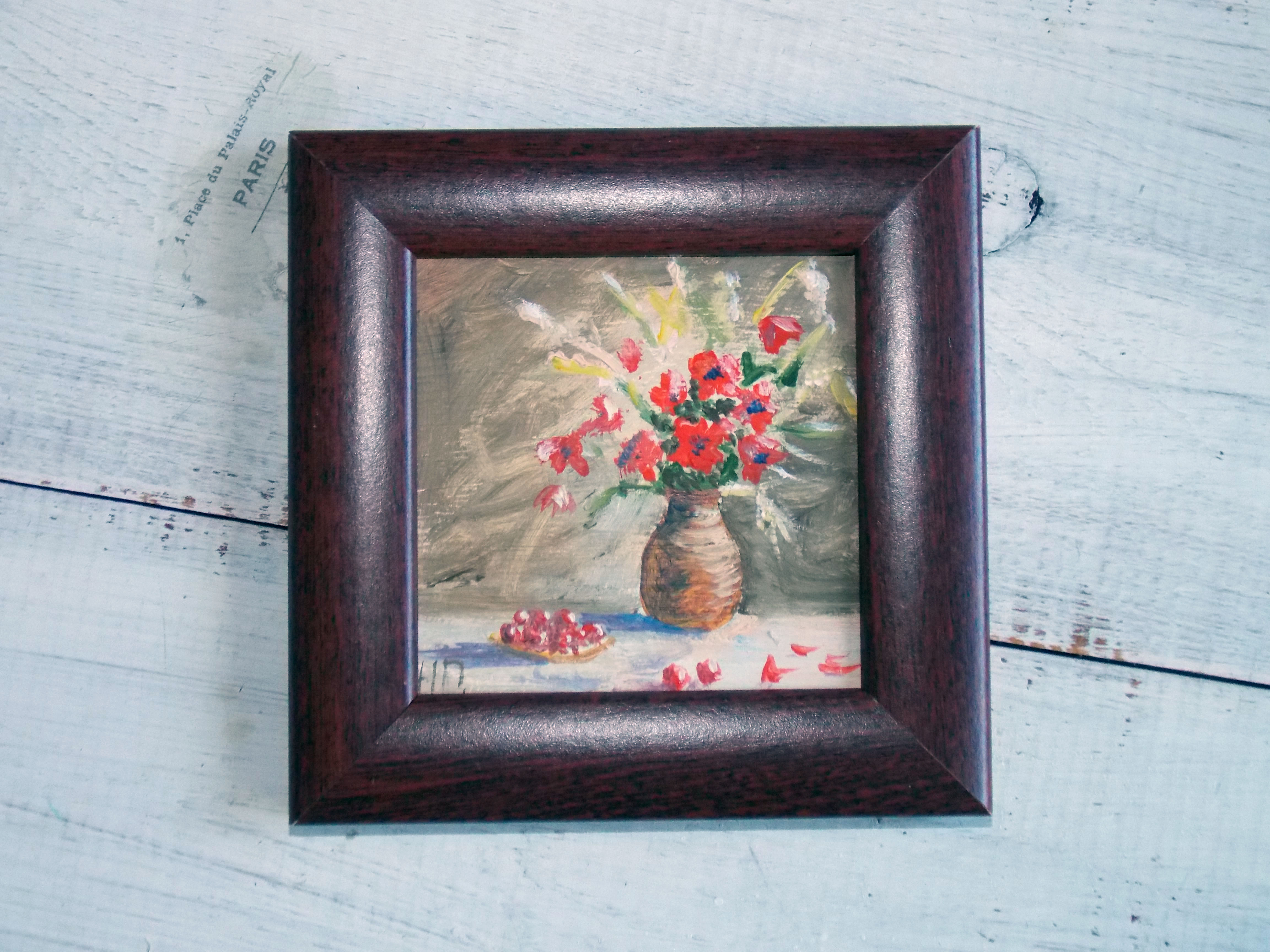 Bouquet of red poppies