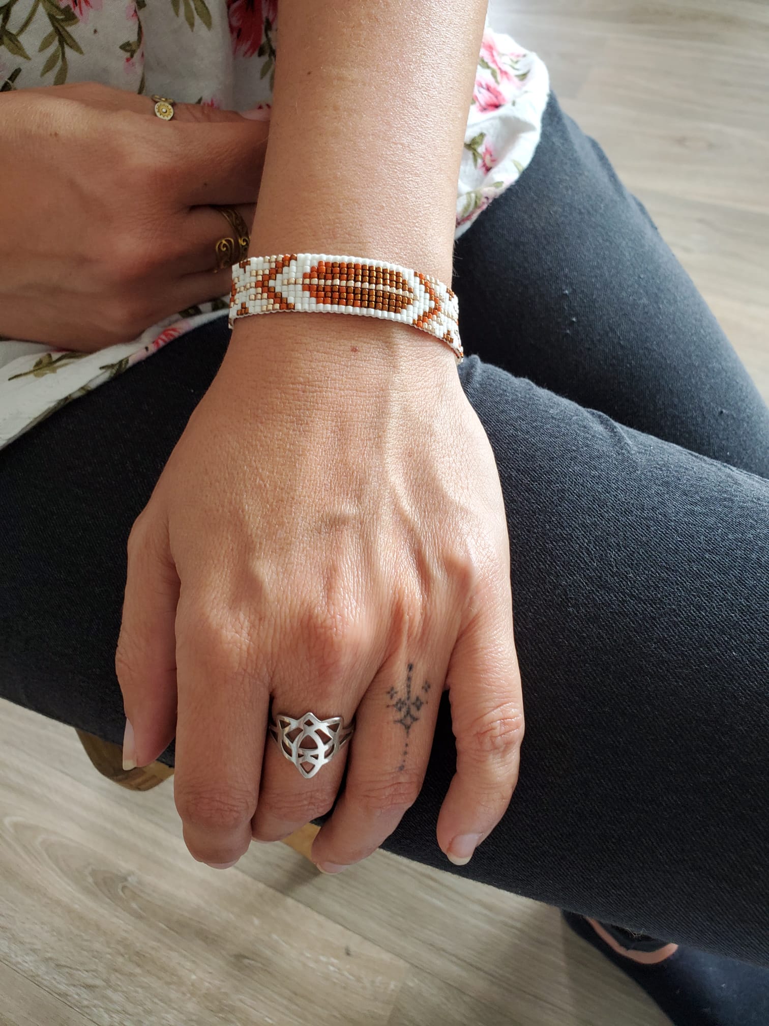Bracelet tissé à la main