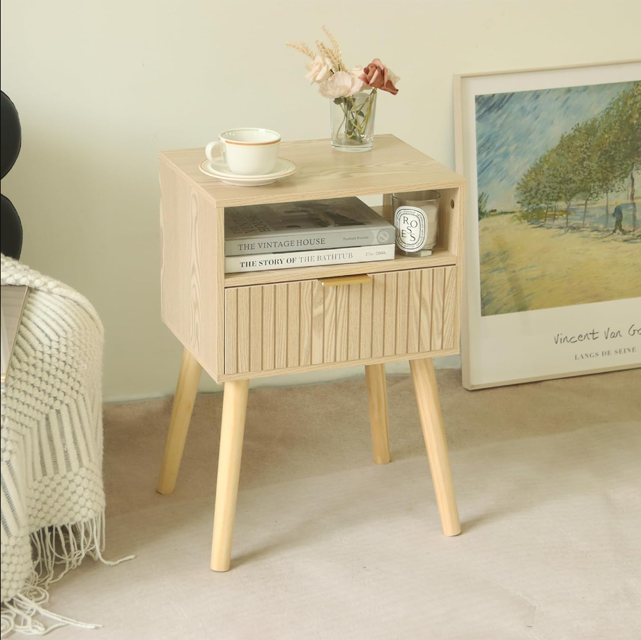 Small Nightstand Wood Bedside Table with Drawer, Modern End Table for Bedroom and Small Spaces, Solid Wood Legs, Easy Assembly, Natural