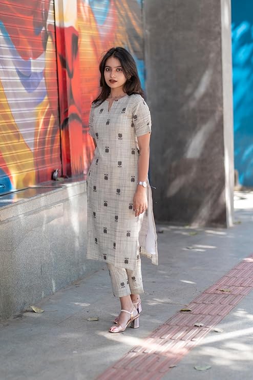 ANNI DESIGNER Women's Rayon Viscose Straight Printed Kurta with Pant