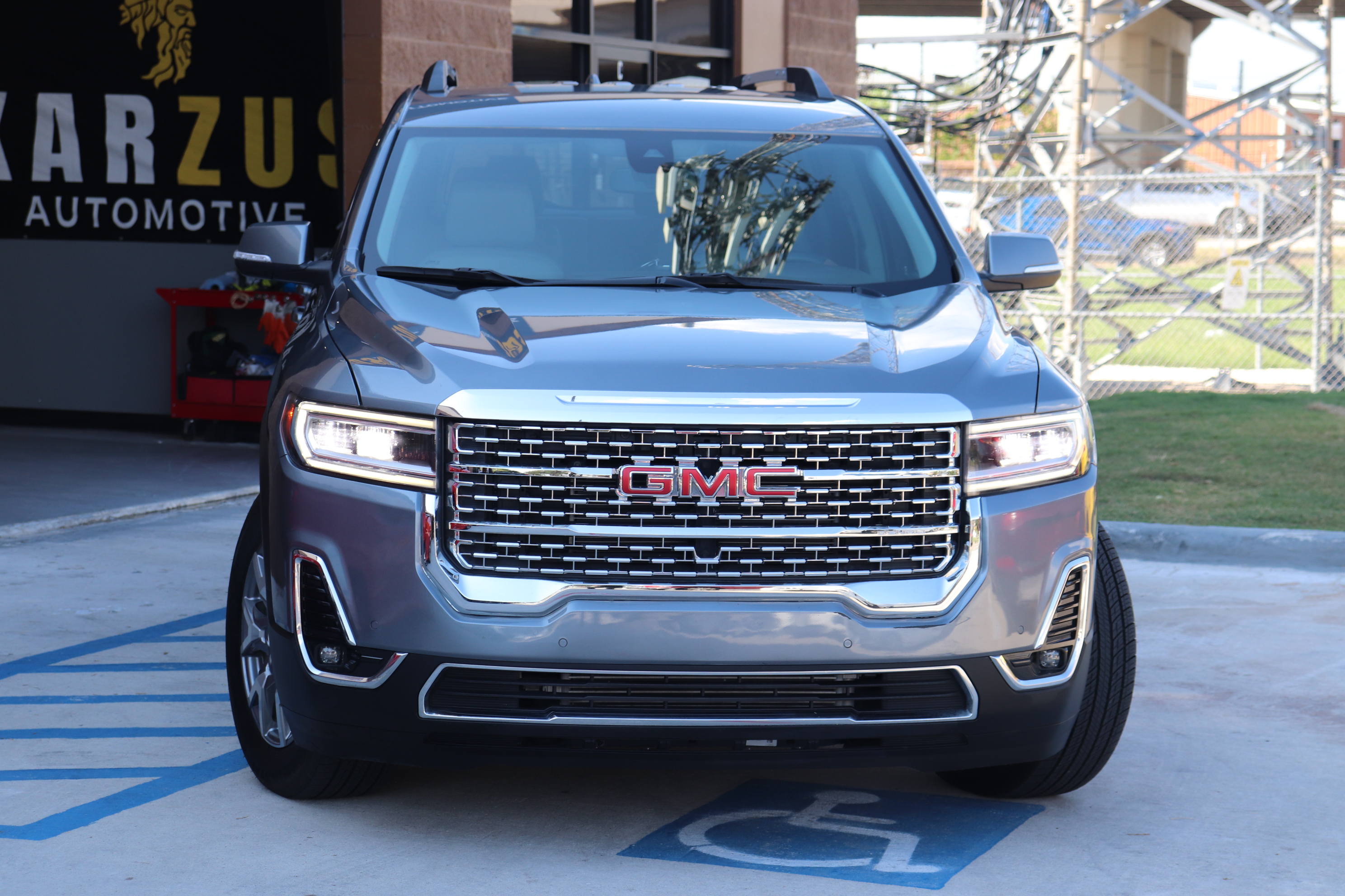 2022 GMC Acadia SLT Sport Utility 4D
