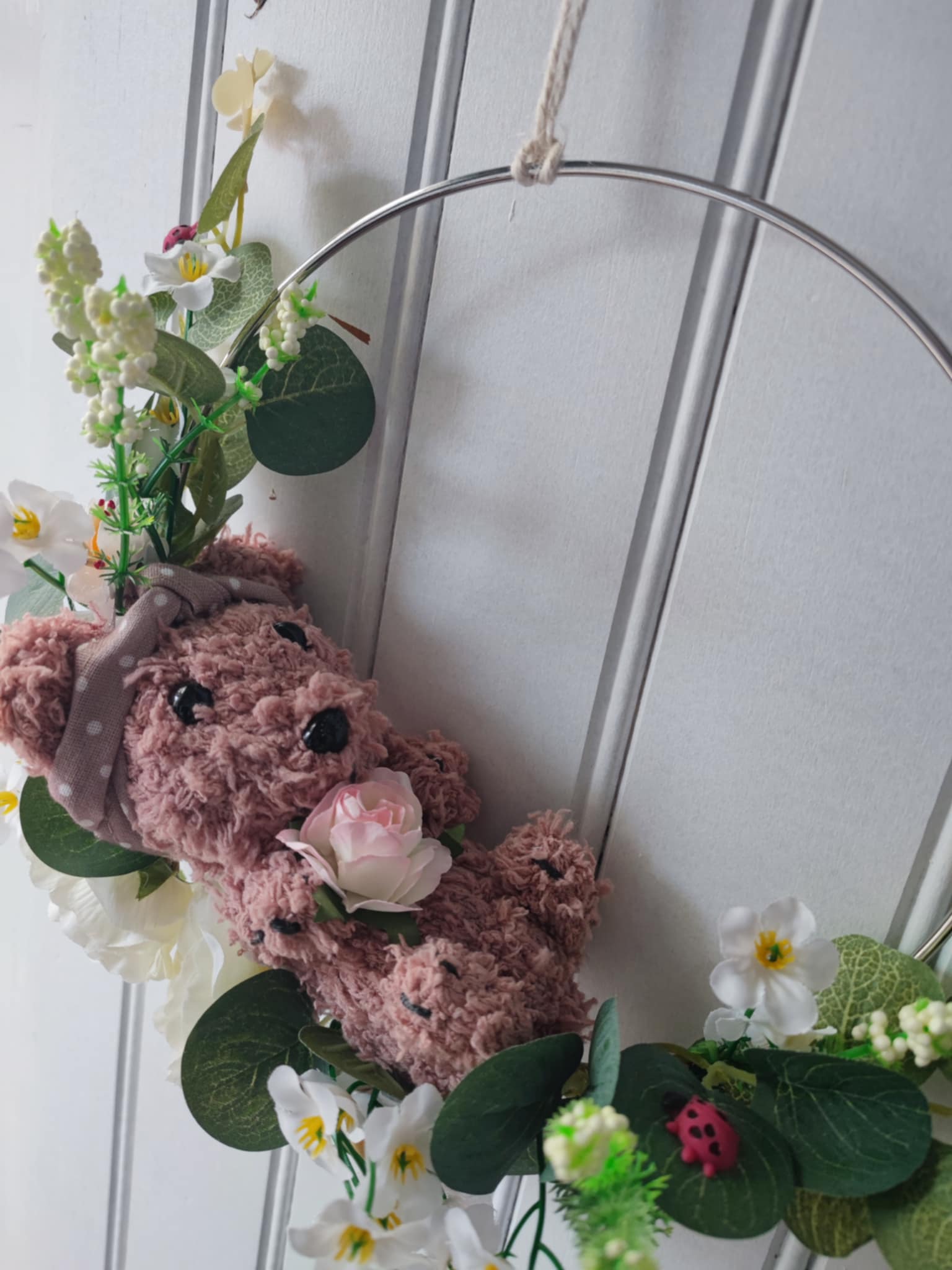 Couronne décorative en peluche