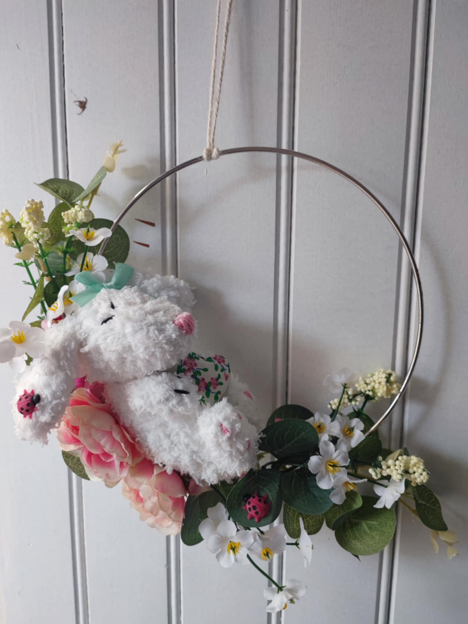 Couronne décorative en peluche