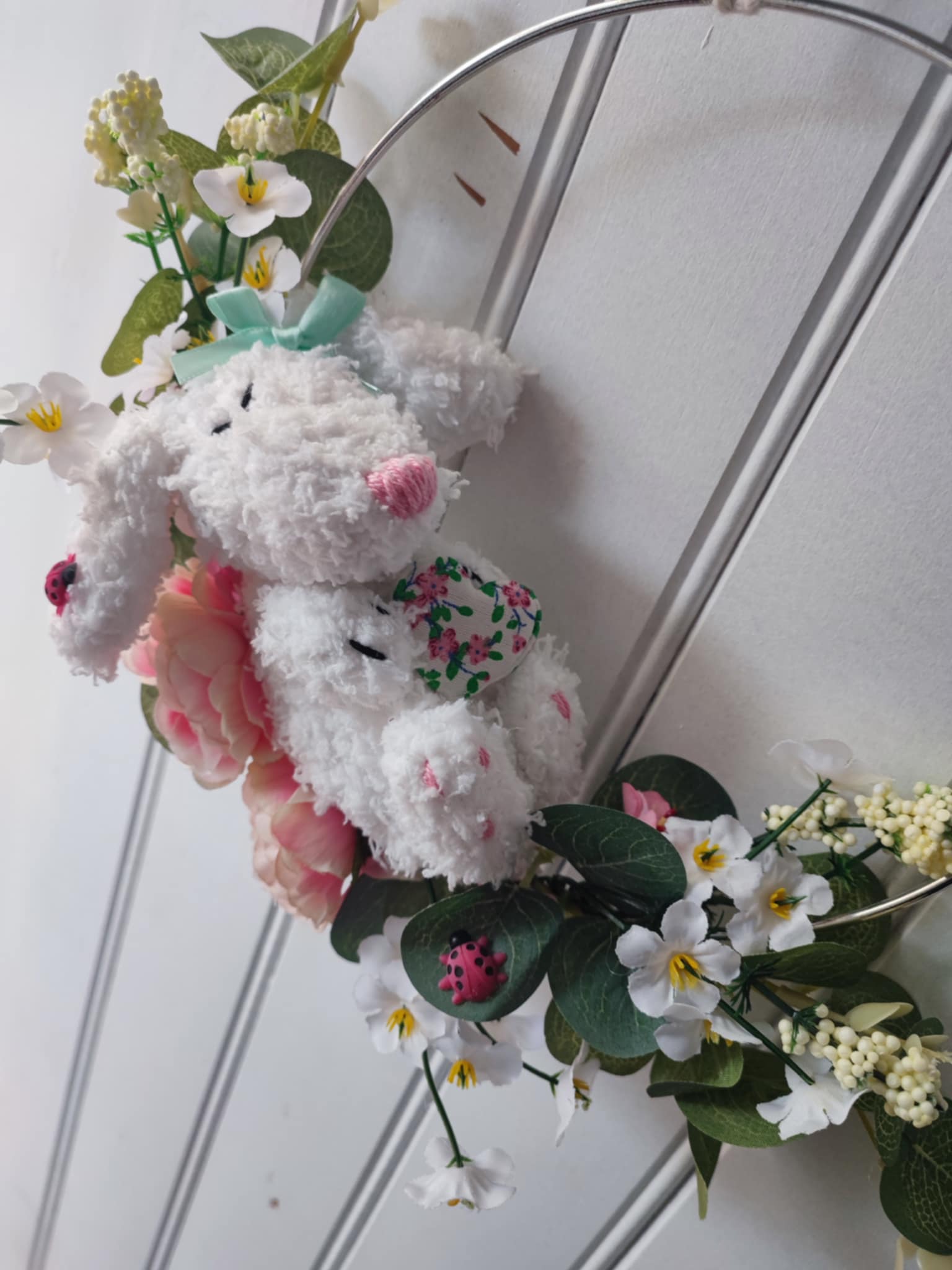 Couronne décorative en peluche