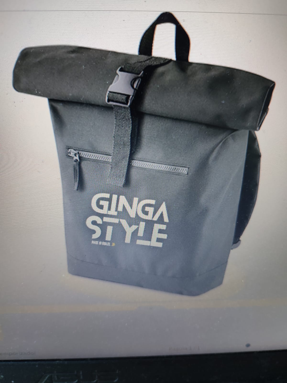 Bolsa preta em couro