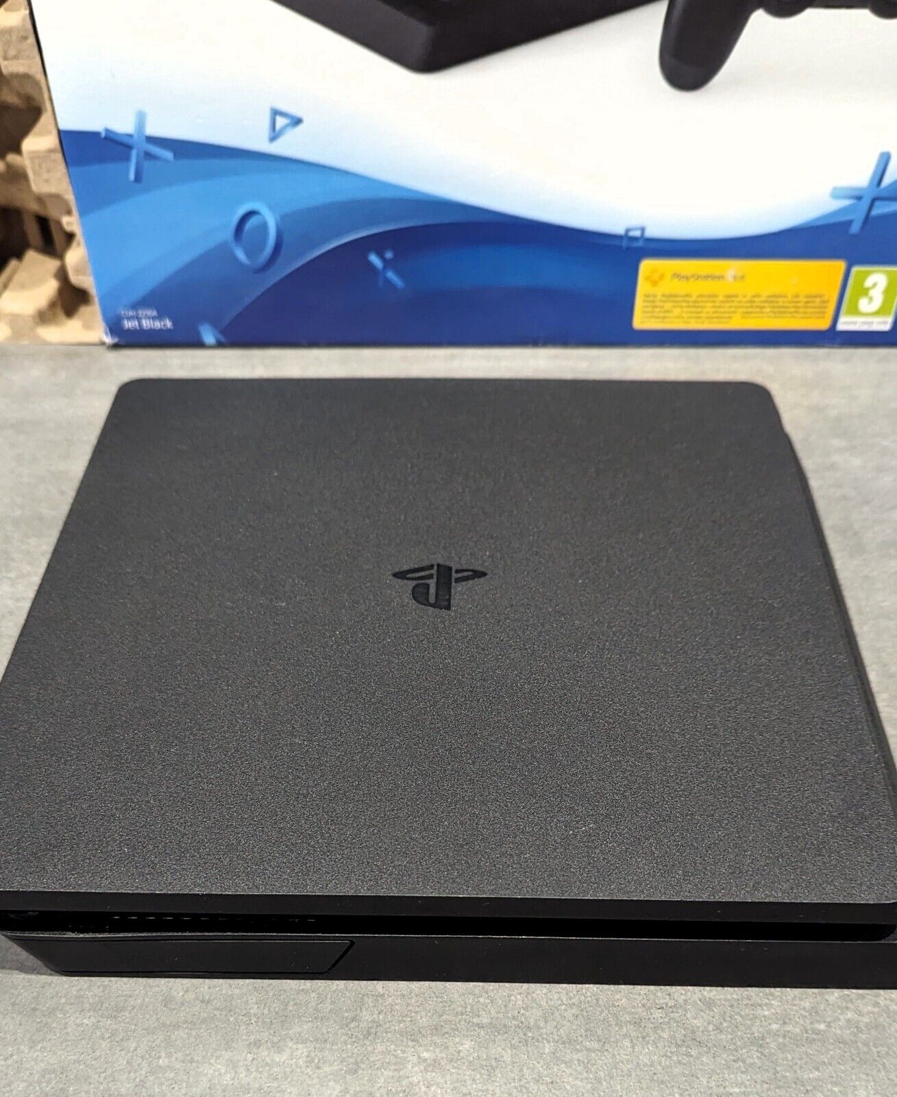 Console Sony Playstation 4 Slim 500 Go Noire