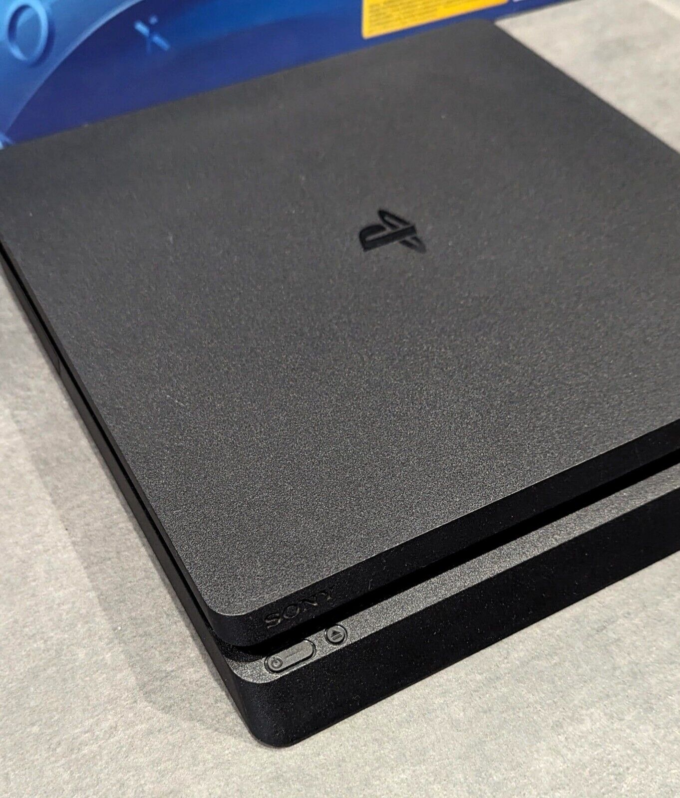 Console Sony Playstation 4 Slim 500 Go Noire