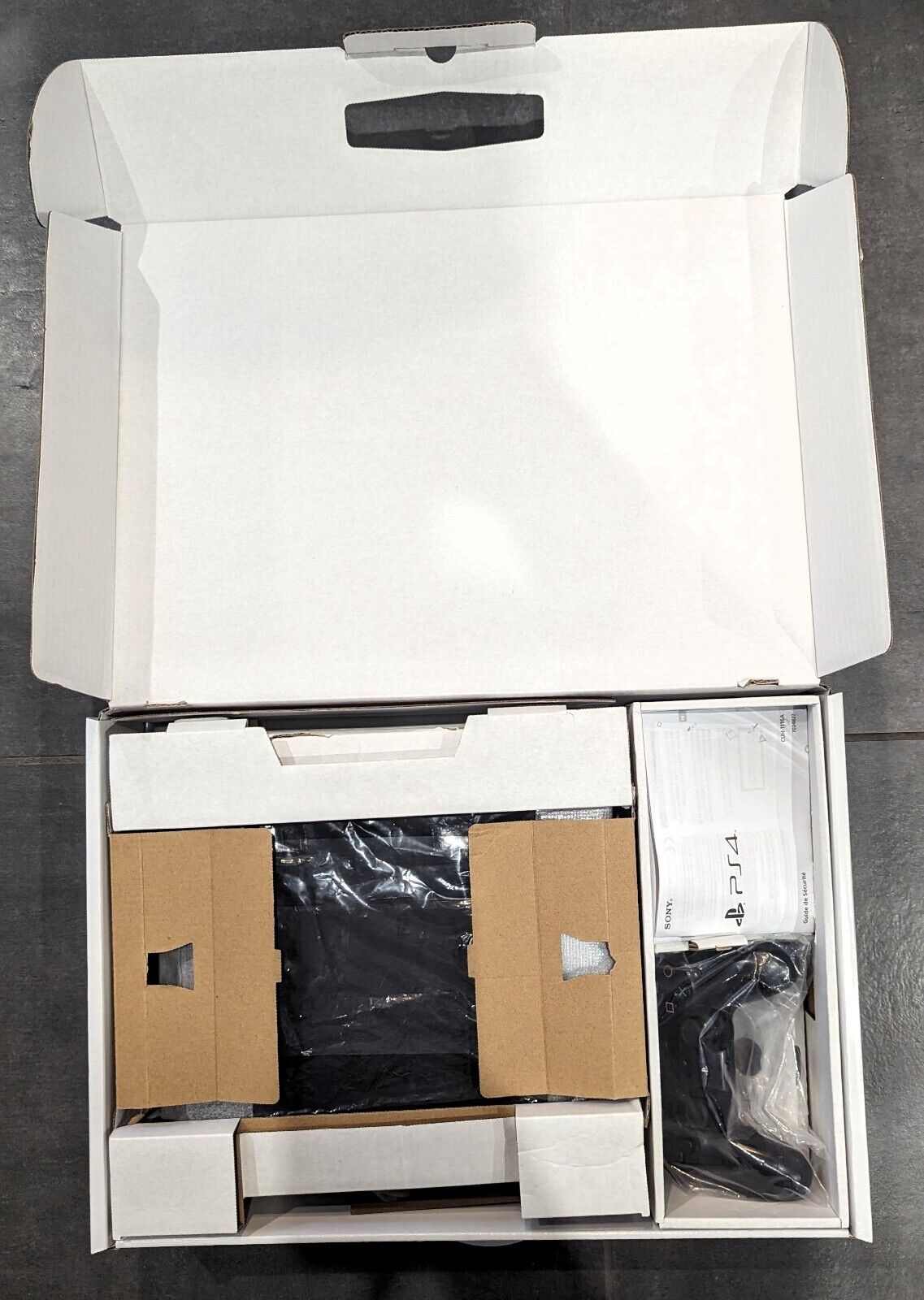 Console Sony Playstation 4 500 GO - Noire