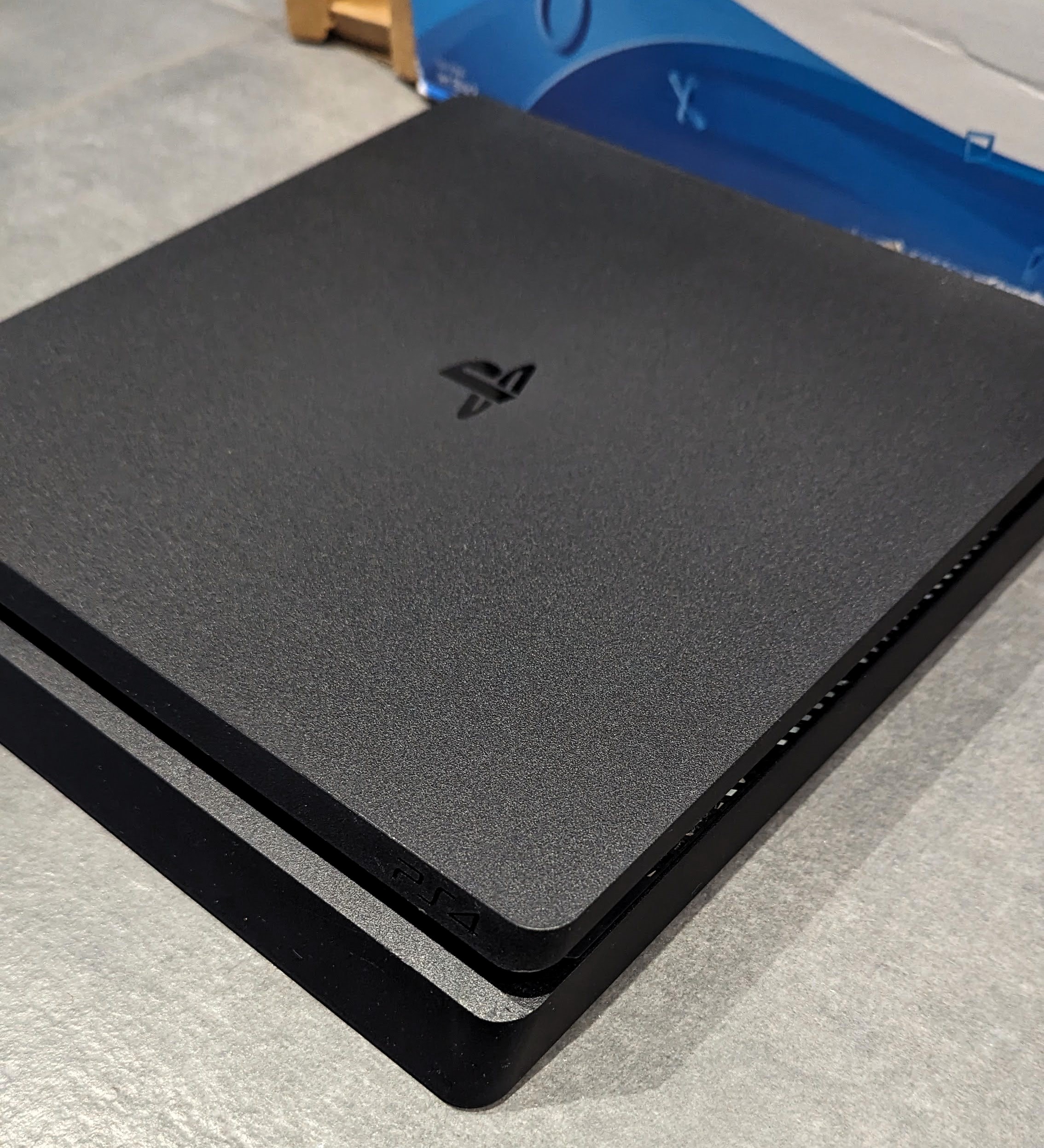 Console Sony PlayStation 4 Slim 500 Go - Noire