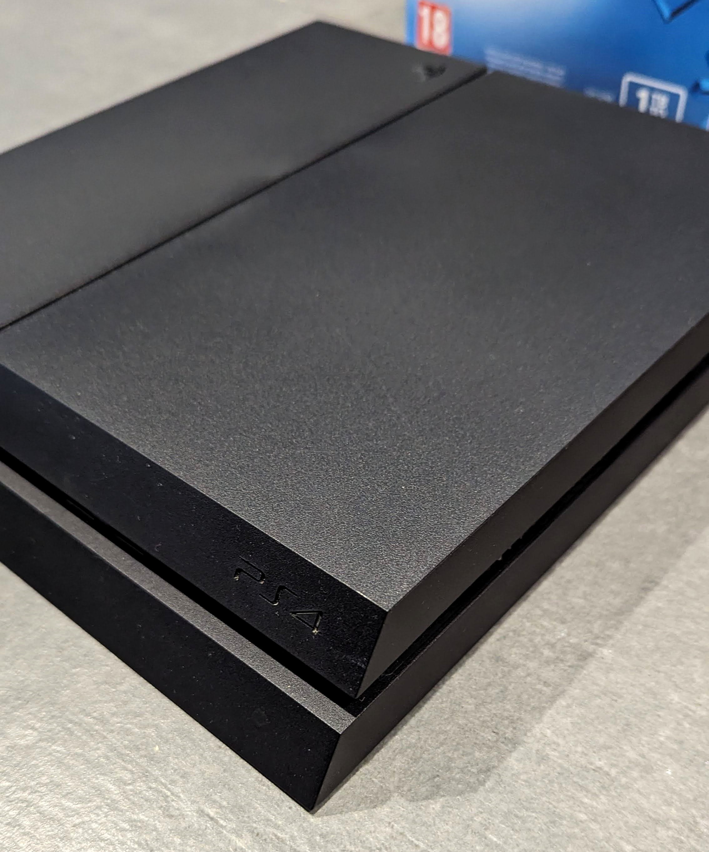 Pack PS4 1 TO Edition Jet Black + Assassin's creed Syndicate