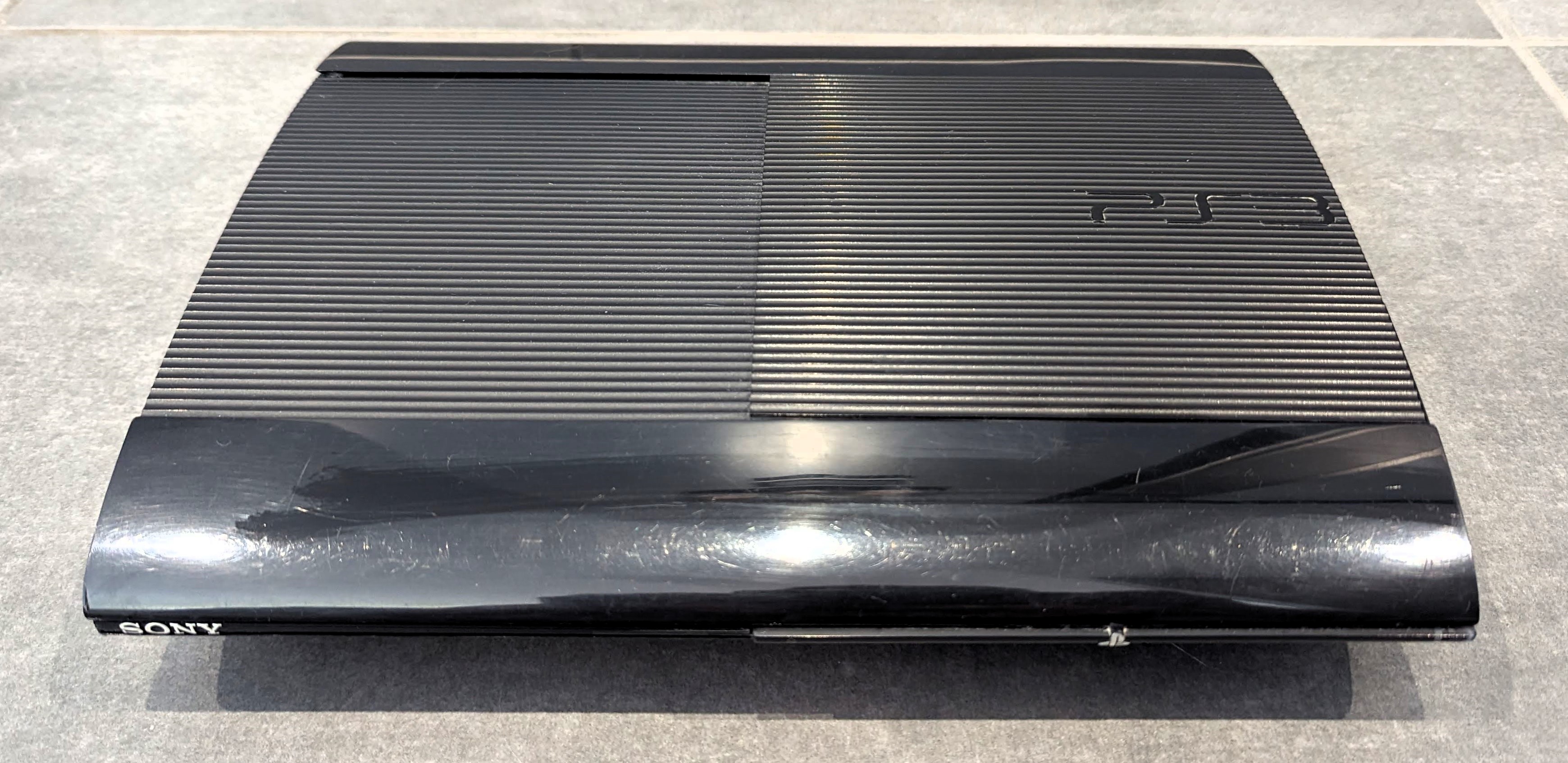 Console Sony PlayStation 3 Super Slim 500Go