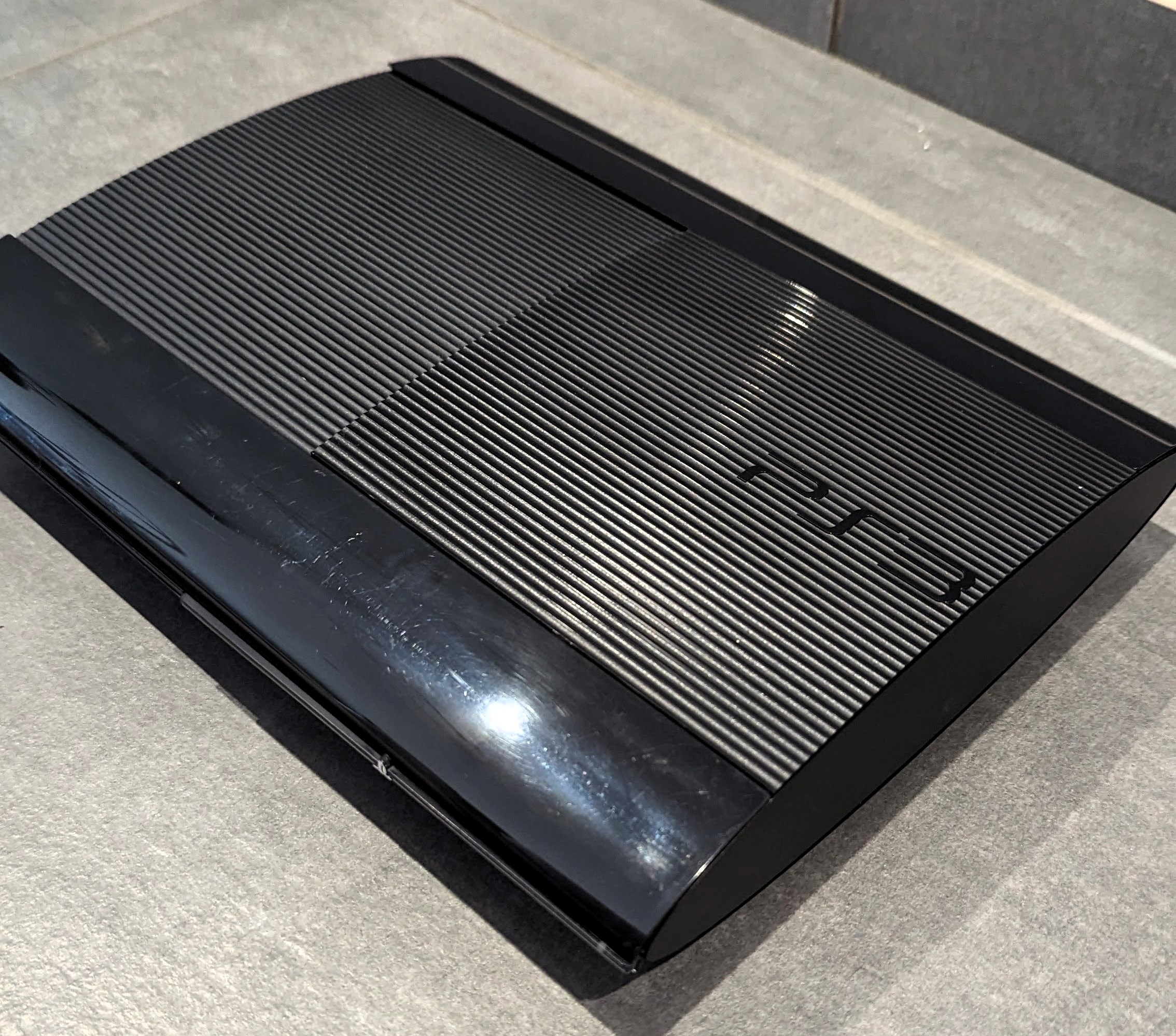 Console Sony Playstation 3 Ultra Slim 12GO CECH-4004A