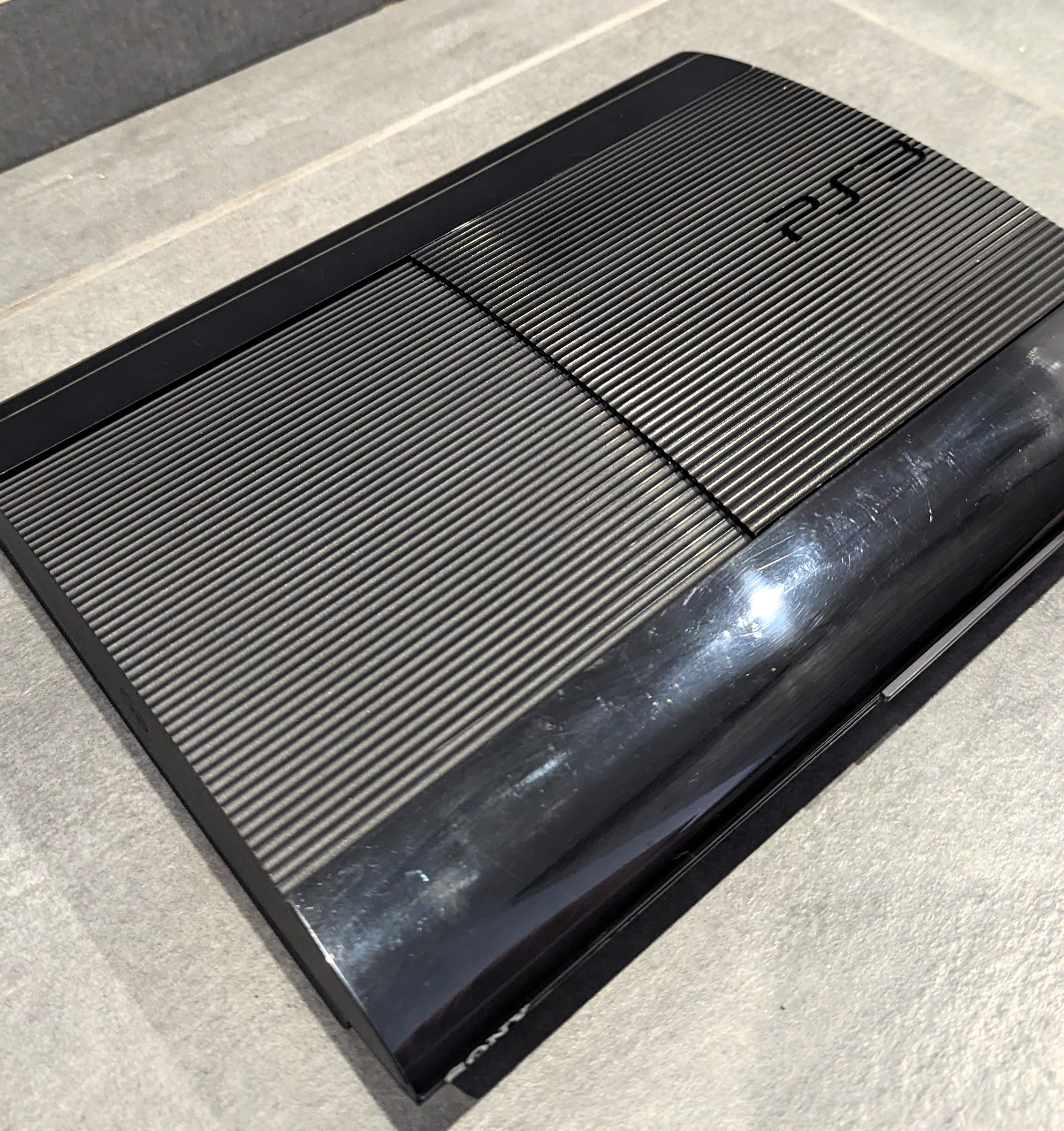 Console Sony Playstation 3 Ultra Slim 12GO CECH-4004A