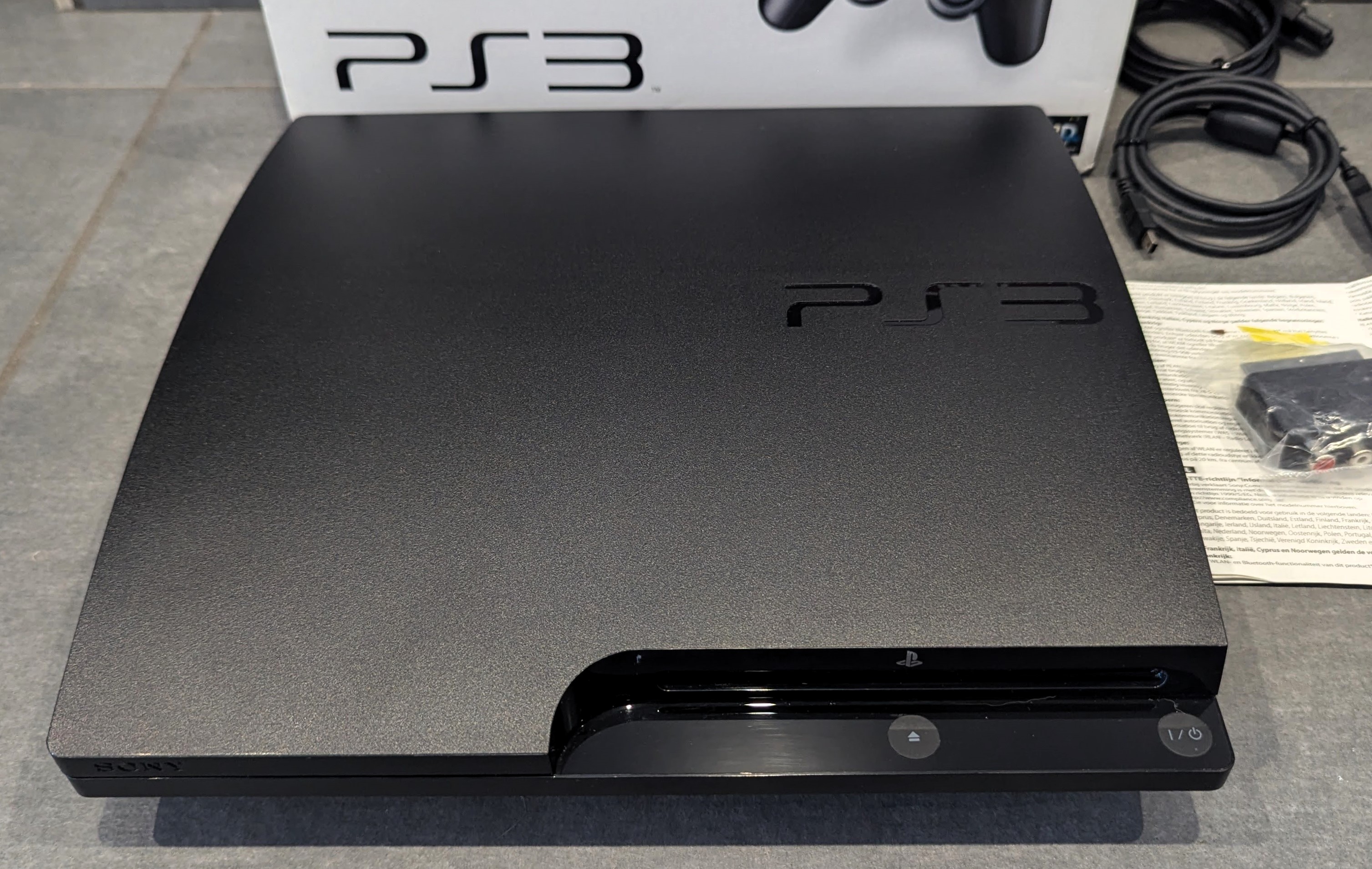 Console Sony Playstation 3 160 GO ( CECH-3004A )