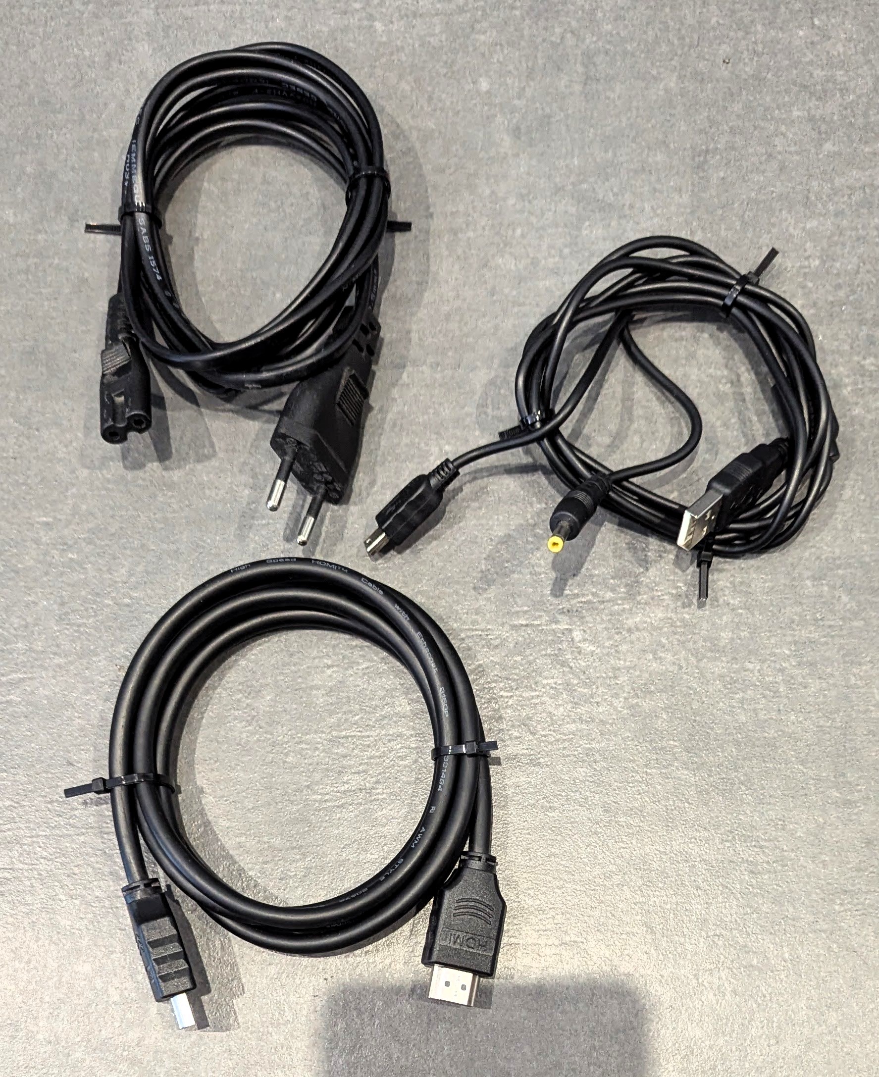 Console Sony Playstation 3 Ultra Slim 12GO CECH-4004A