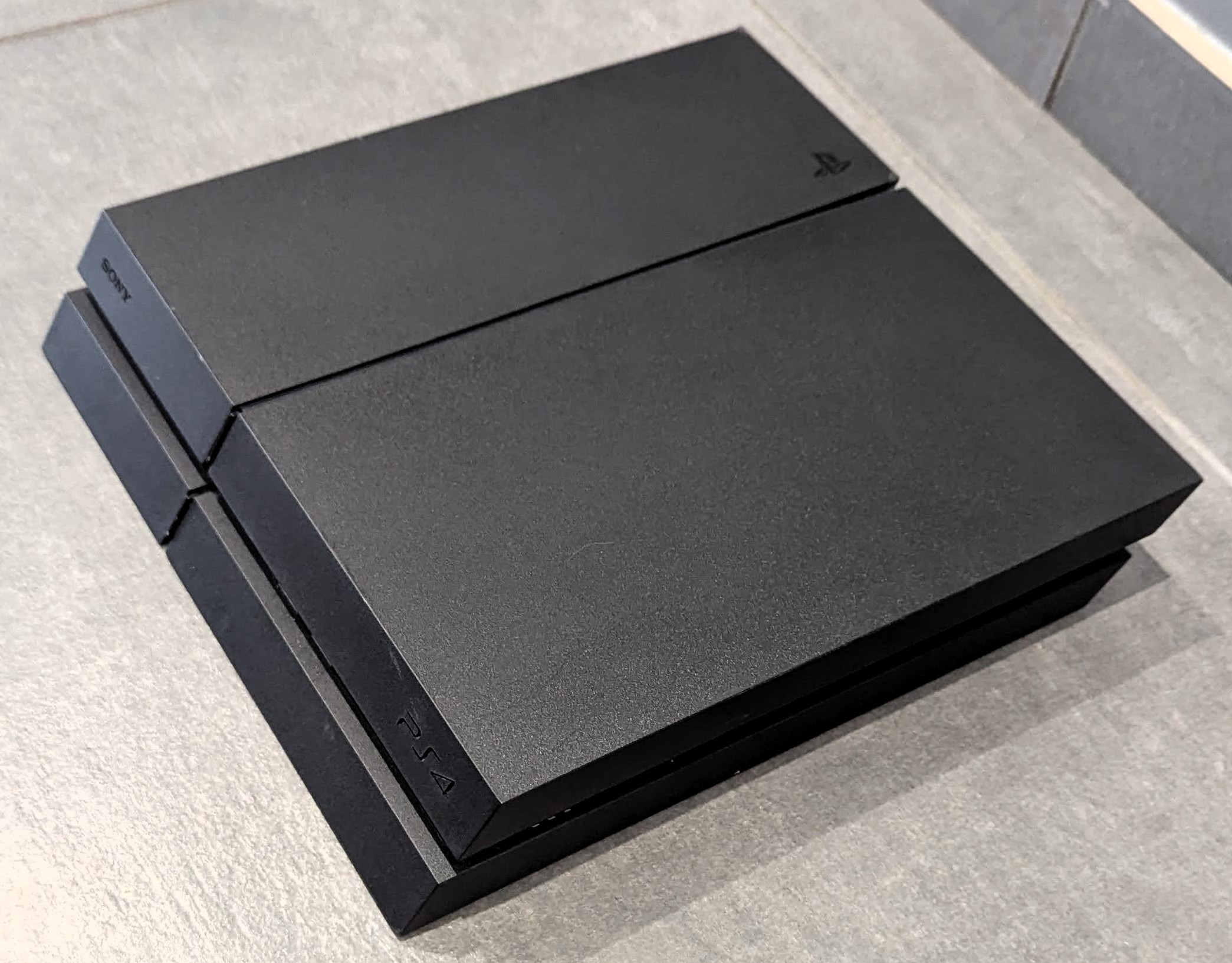 Console Sony PlayStation 4 1 To - Noire