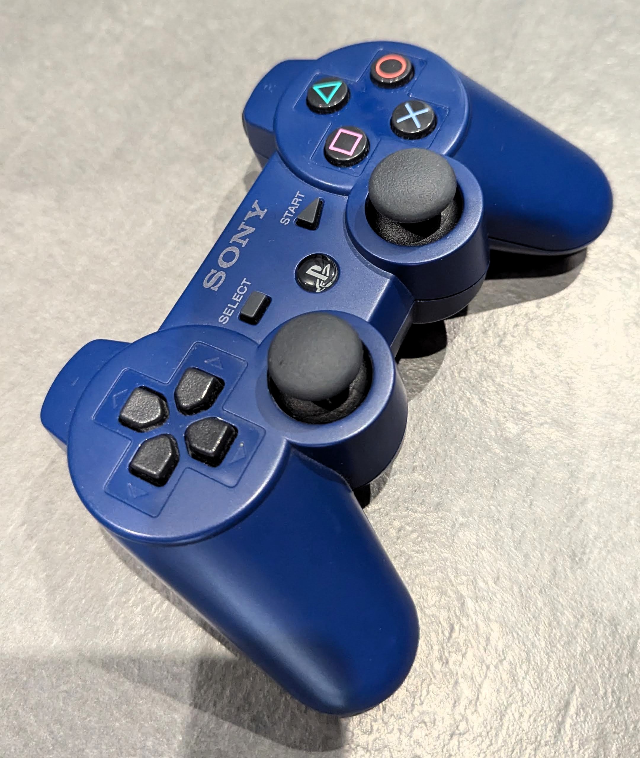 Console SONY PS3 Ultra Slim Edition limitée Bleu 500 Go