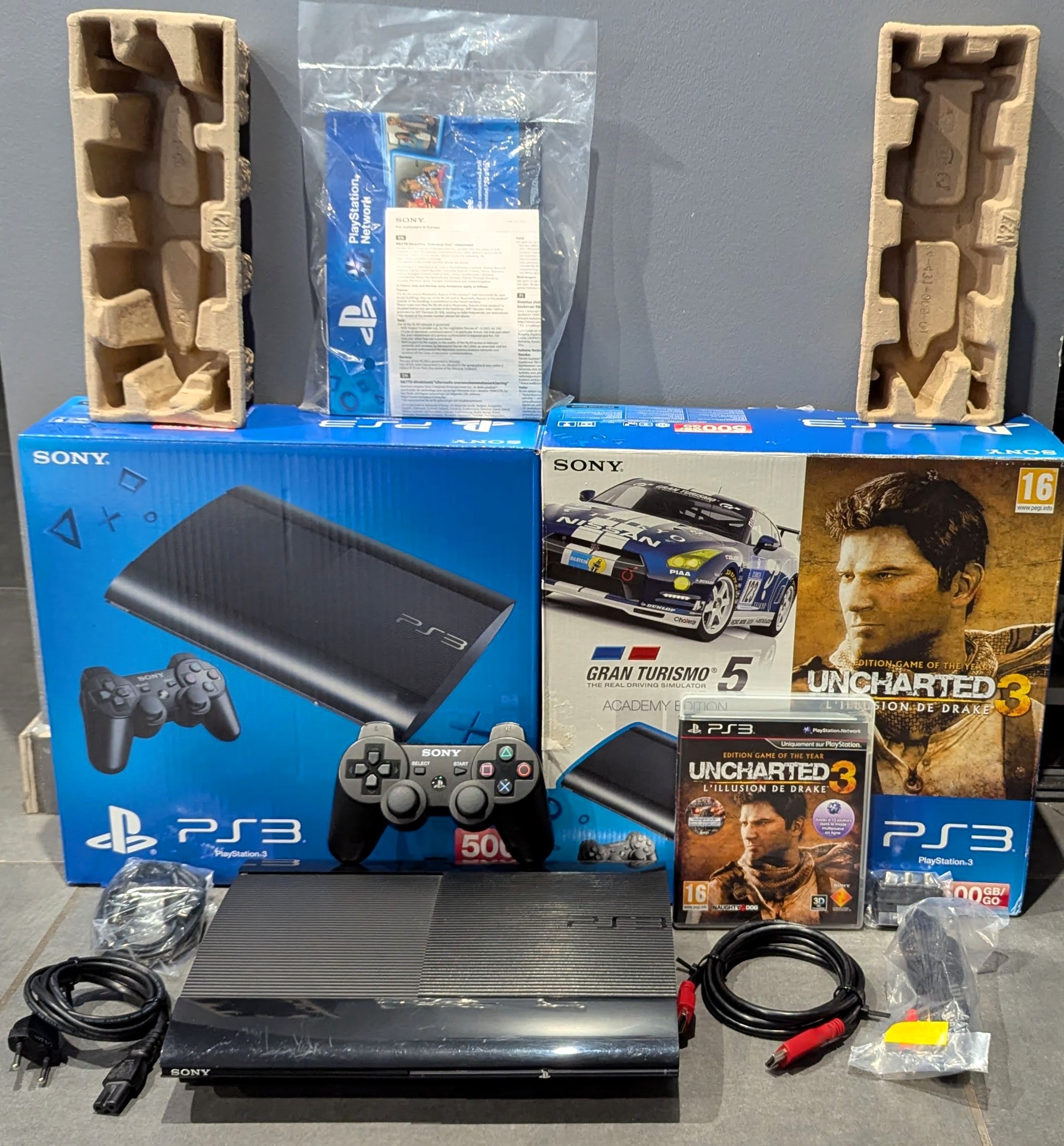 Pack Console PS3 Ultra slim 500 Go Noire - Unchated 3 - GT5
