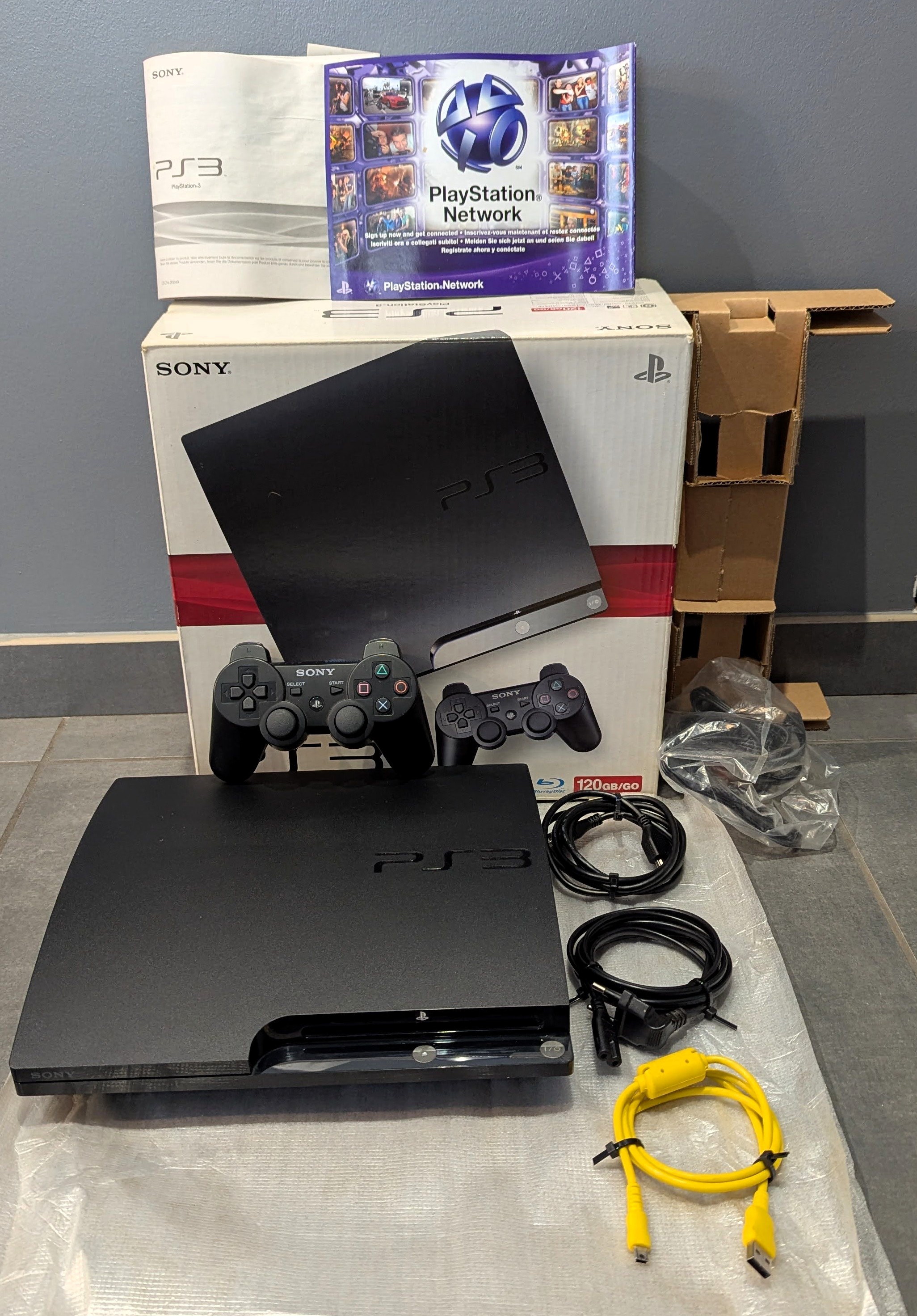 Console Sony PlayStation 3 Slim 120 Go - Noire ( CECH-2004A ) - Occasion