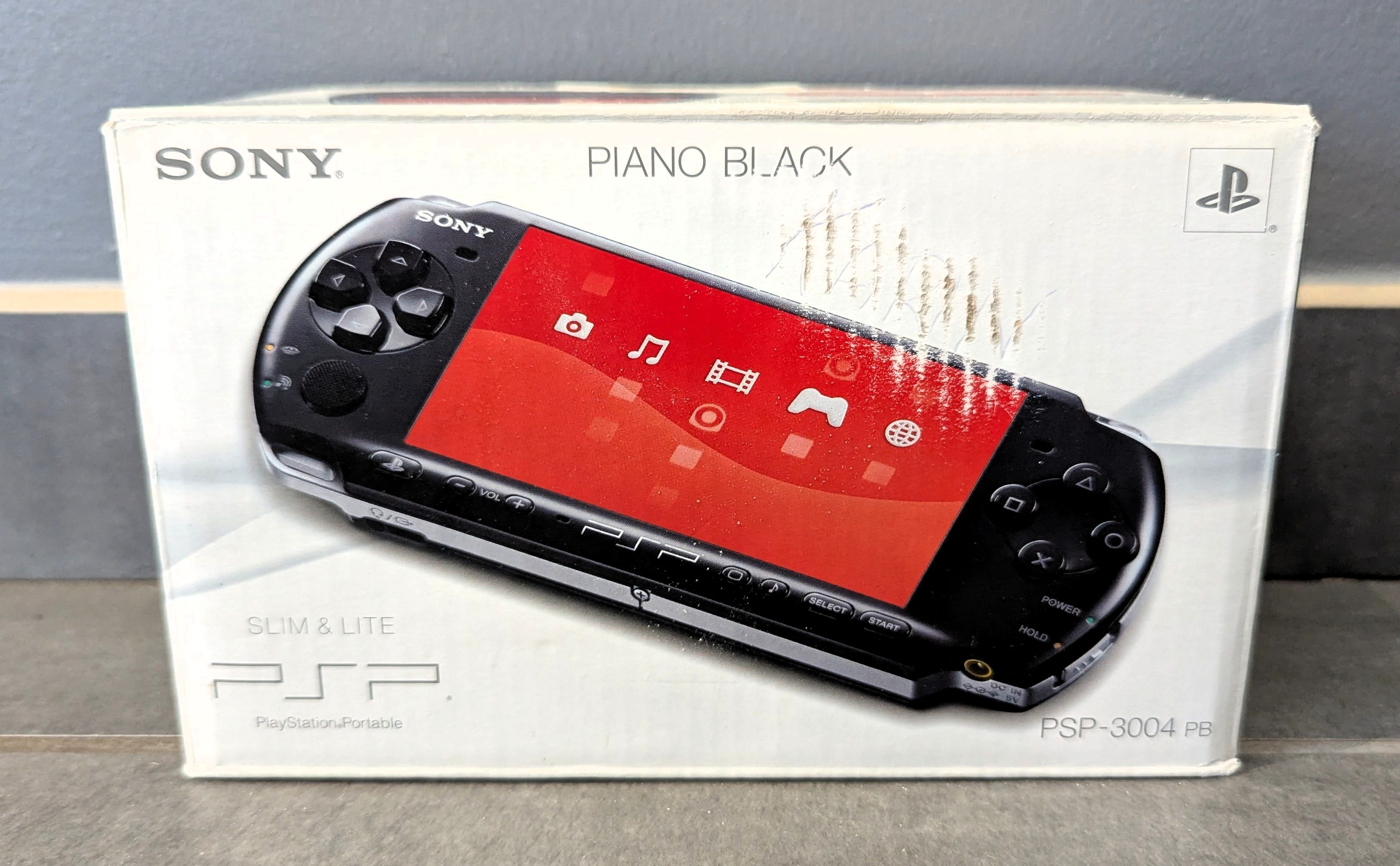 Console Sony PlayStation Portable PSP 3004 - Noire