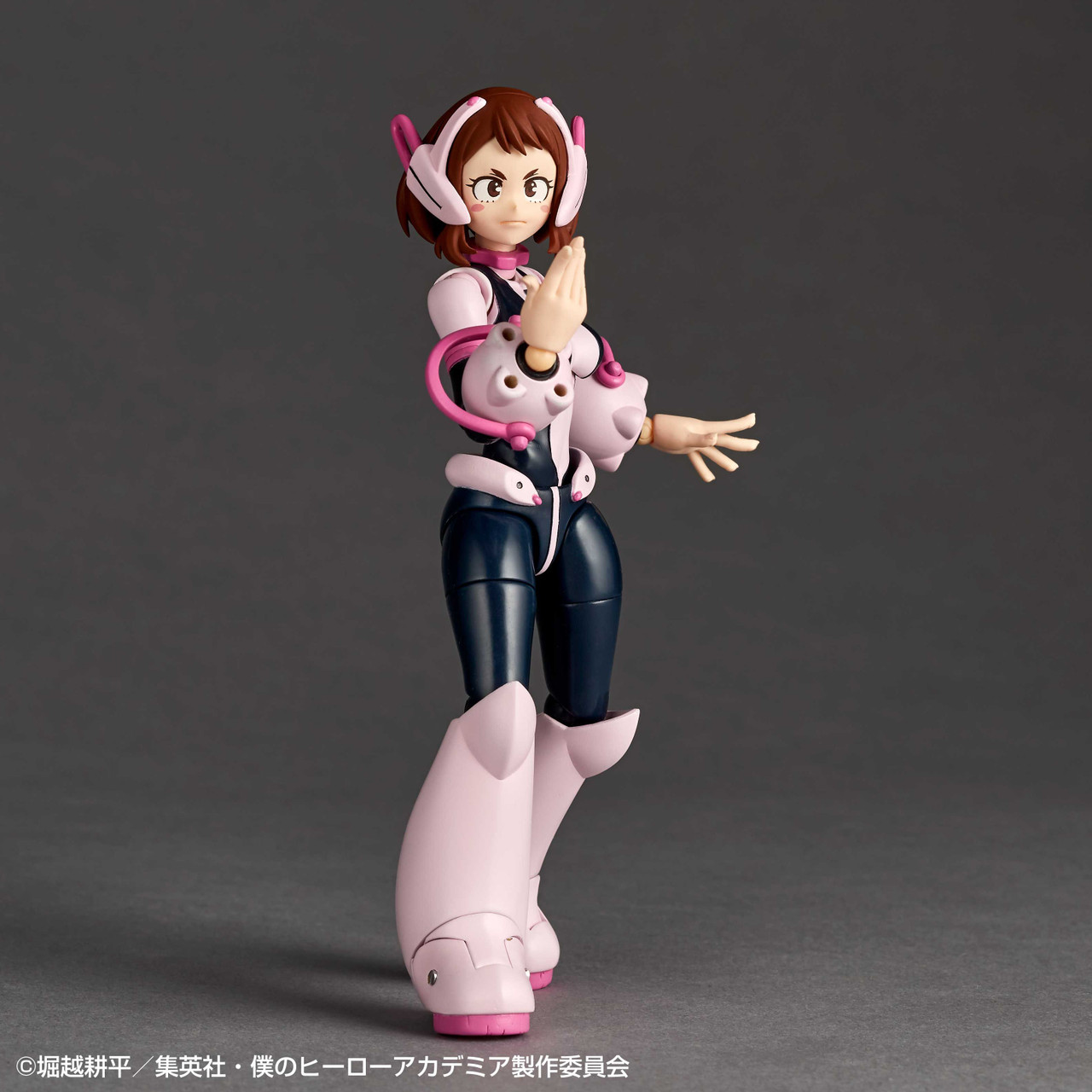 Revoltech Amazing Yamaguchi Ochaco Uraraka My Hero Academia Action Figure