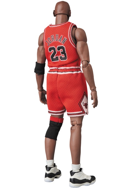 MAFEX No.100 Michael Jordan (Chicago Bulls) Reissue