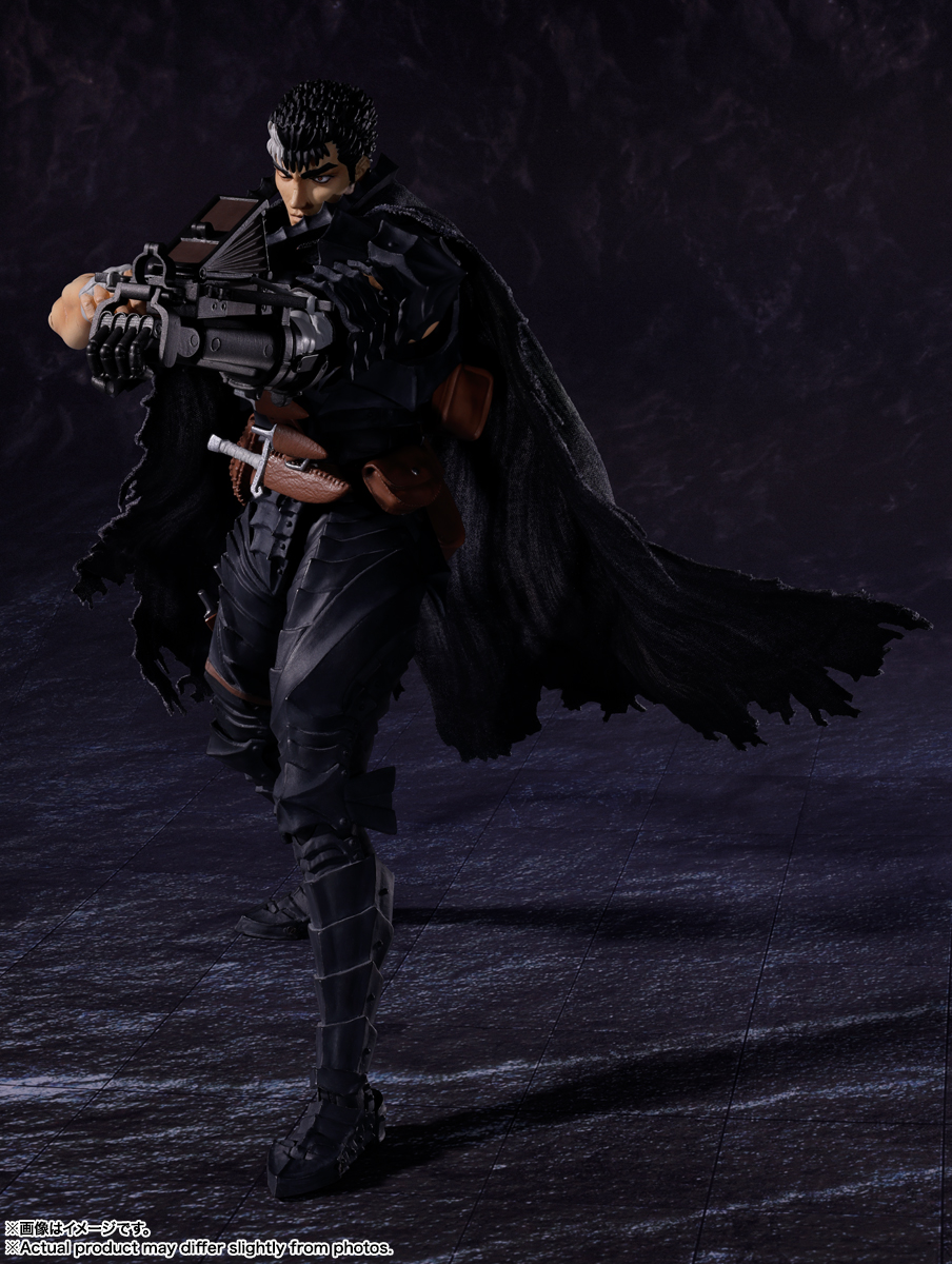 Berserk S.H.Figuarts Guts (Berserker Armor) Action Figure