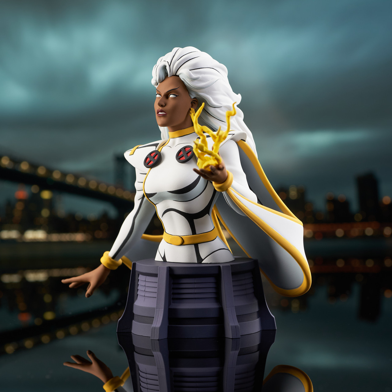 Marvel X-Men: The Animated Series - Storm Animated Resin Bust