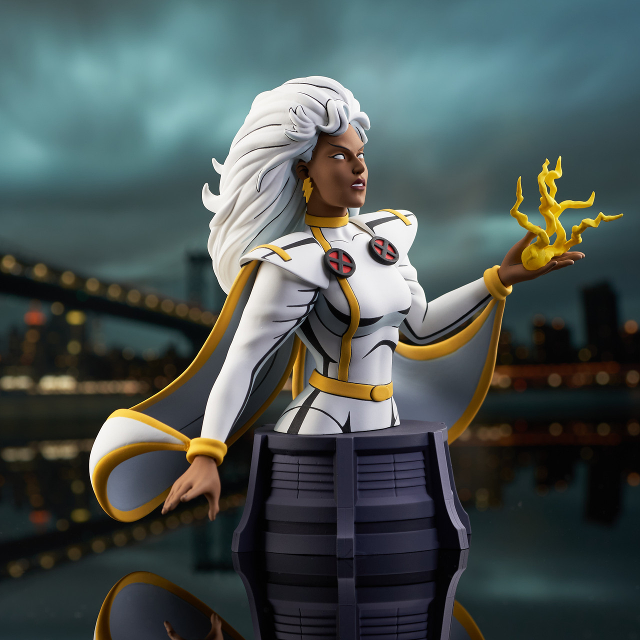 Marvel X-Men: The Animated Series - Storm Animated Resin Bust
