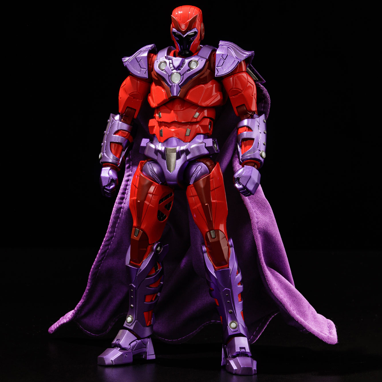 Fighting Armor Magneto X-MEN Action Figure