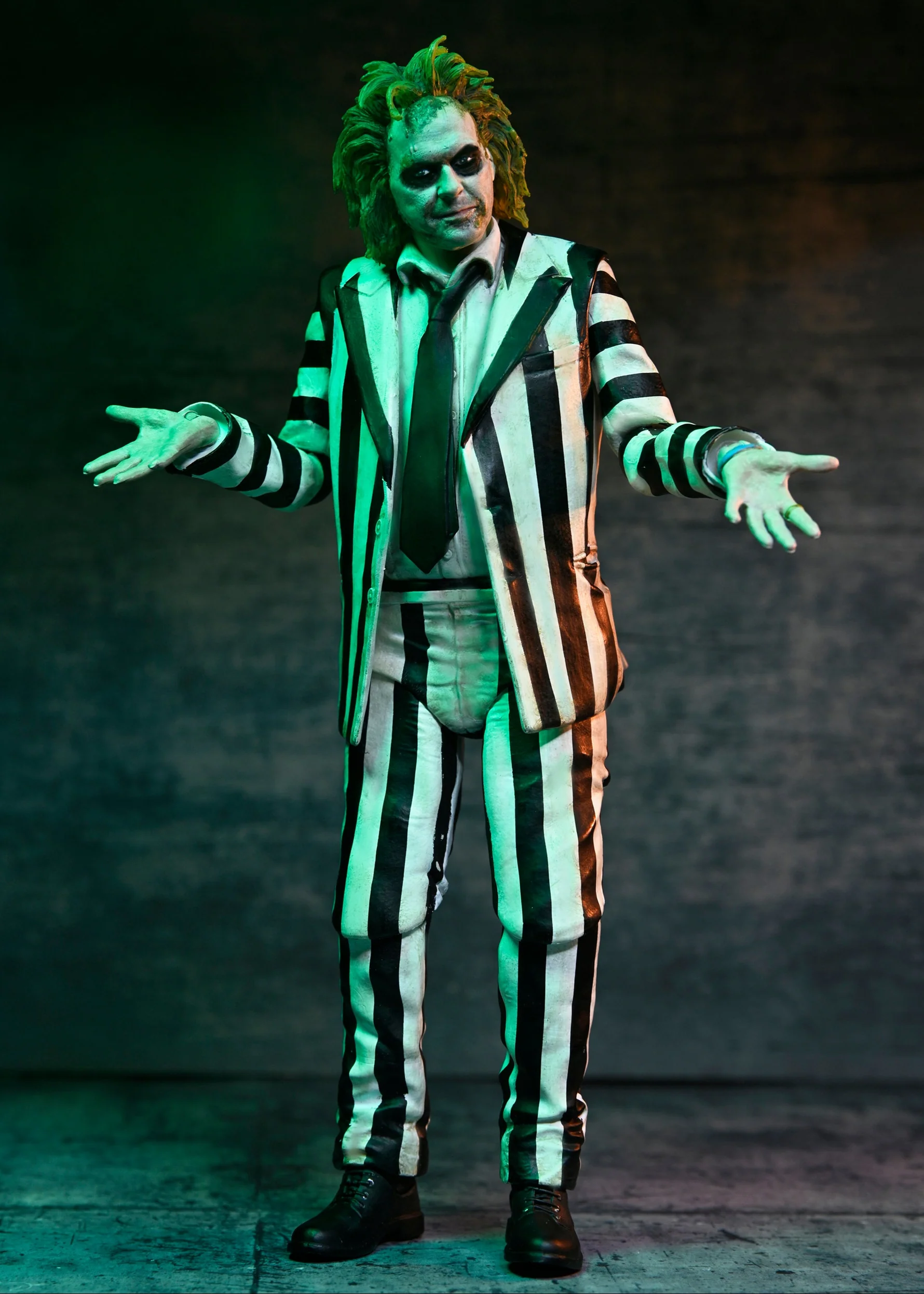 Beetlejuice Beetlejuice Ultimate "Striped Suit" Beetlejuice Action Figure