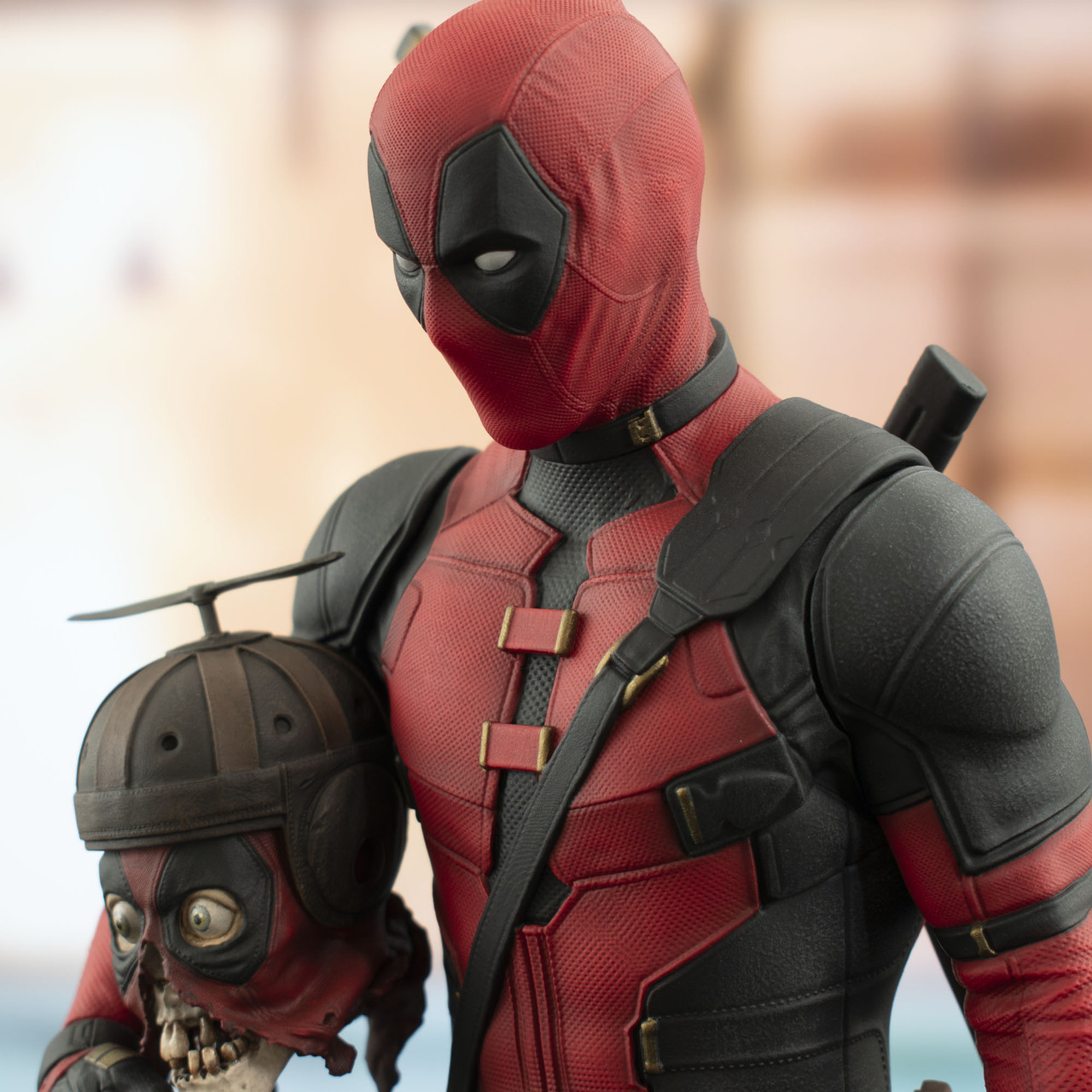 Deadpool & Wolverine Marvel Premier Collection Deadpool 1/7 Scale Statue
