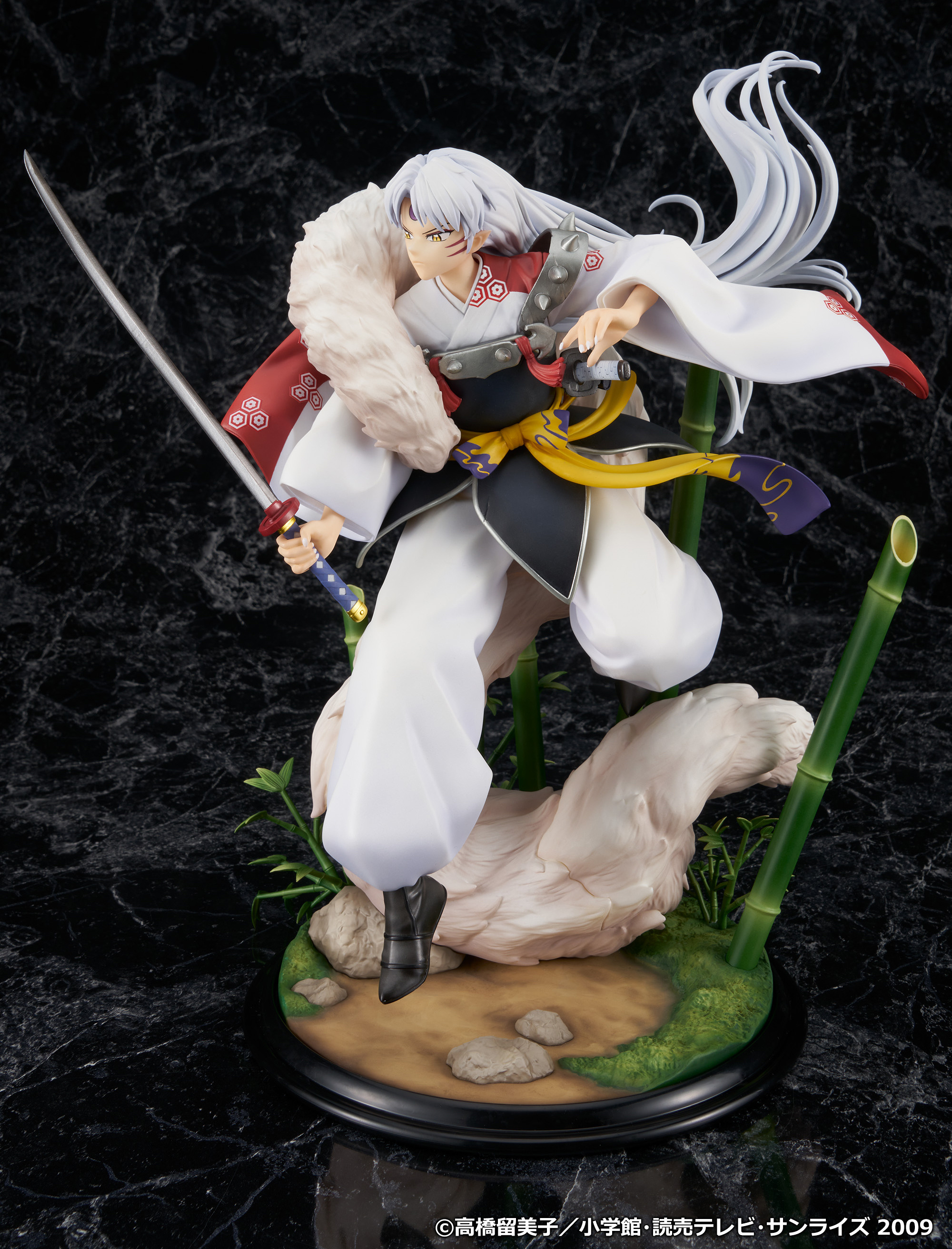 InuYasha Sesshomaru 1/7 Scale Figure