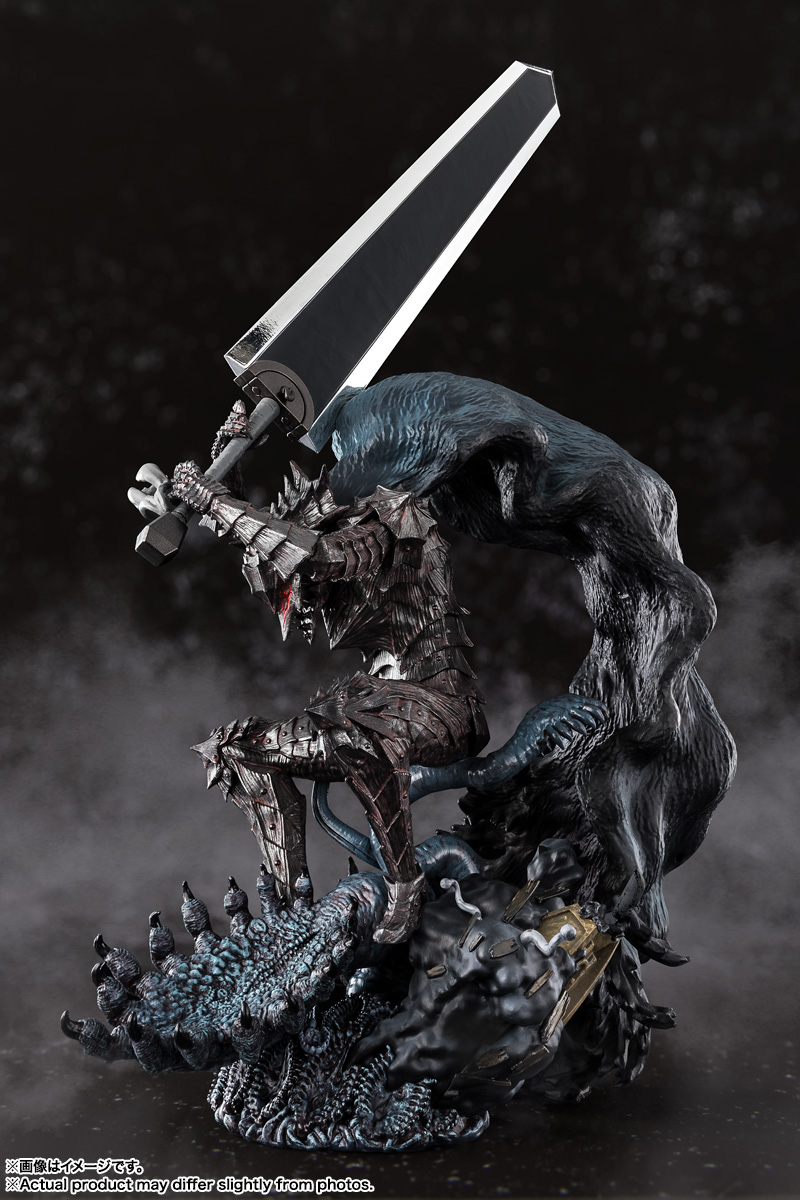 Guts Berserker Armor Figure H35Cm Berserk Figuarts Zero Touche Metallique