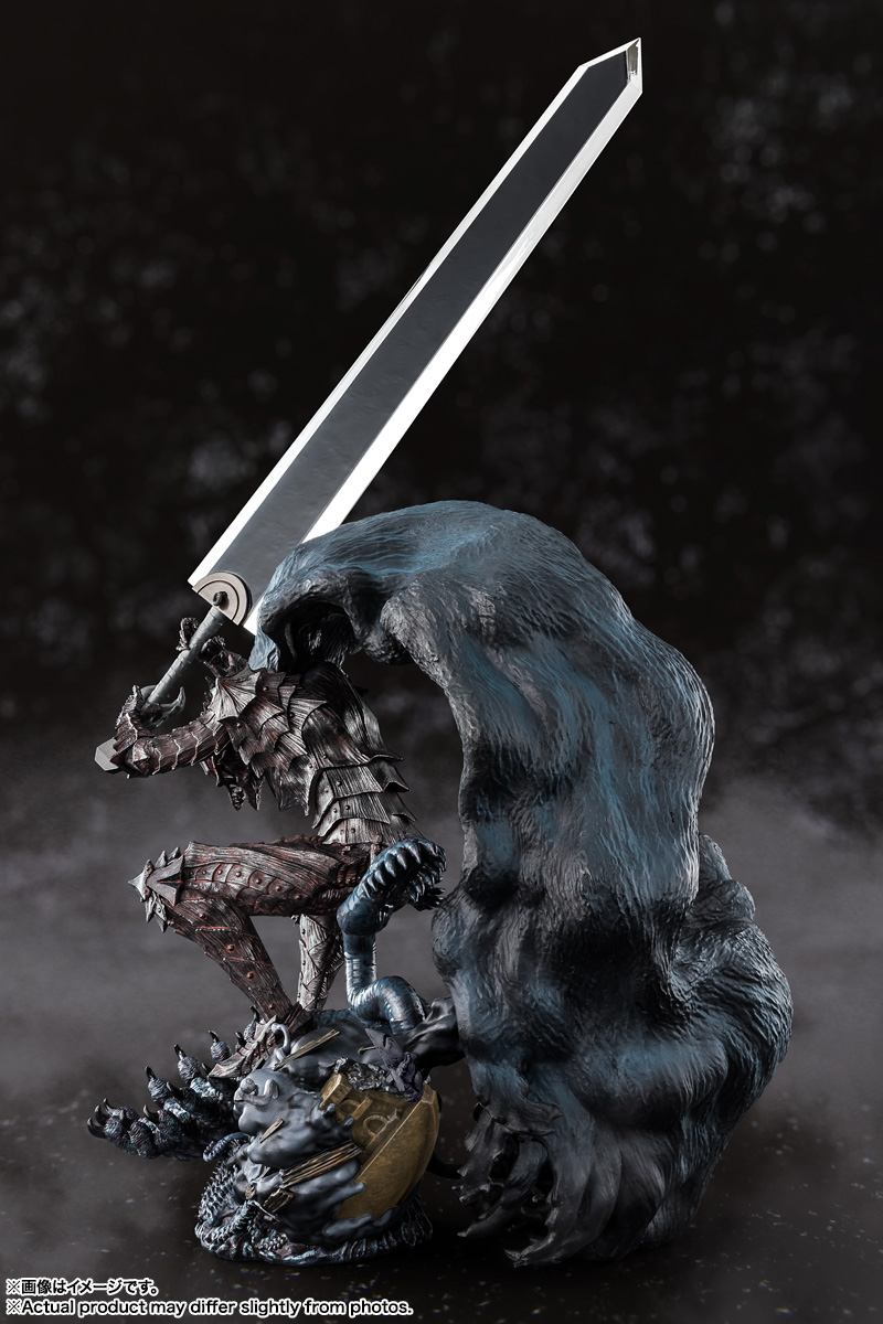 Guts Berserker Armor Figure H35Cm Berserk Figuarts Zero Touche Metallique