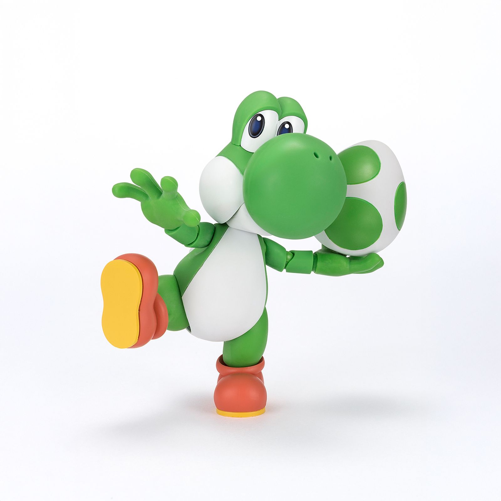 Super Mario S.H.Figuarts Yoshi Action Figure