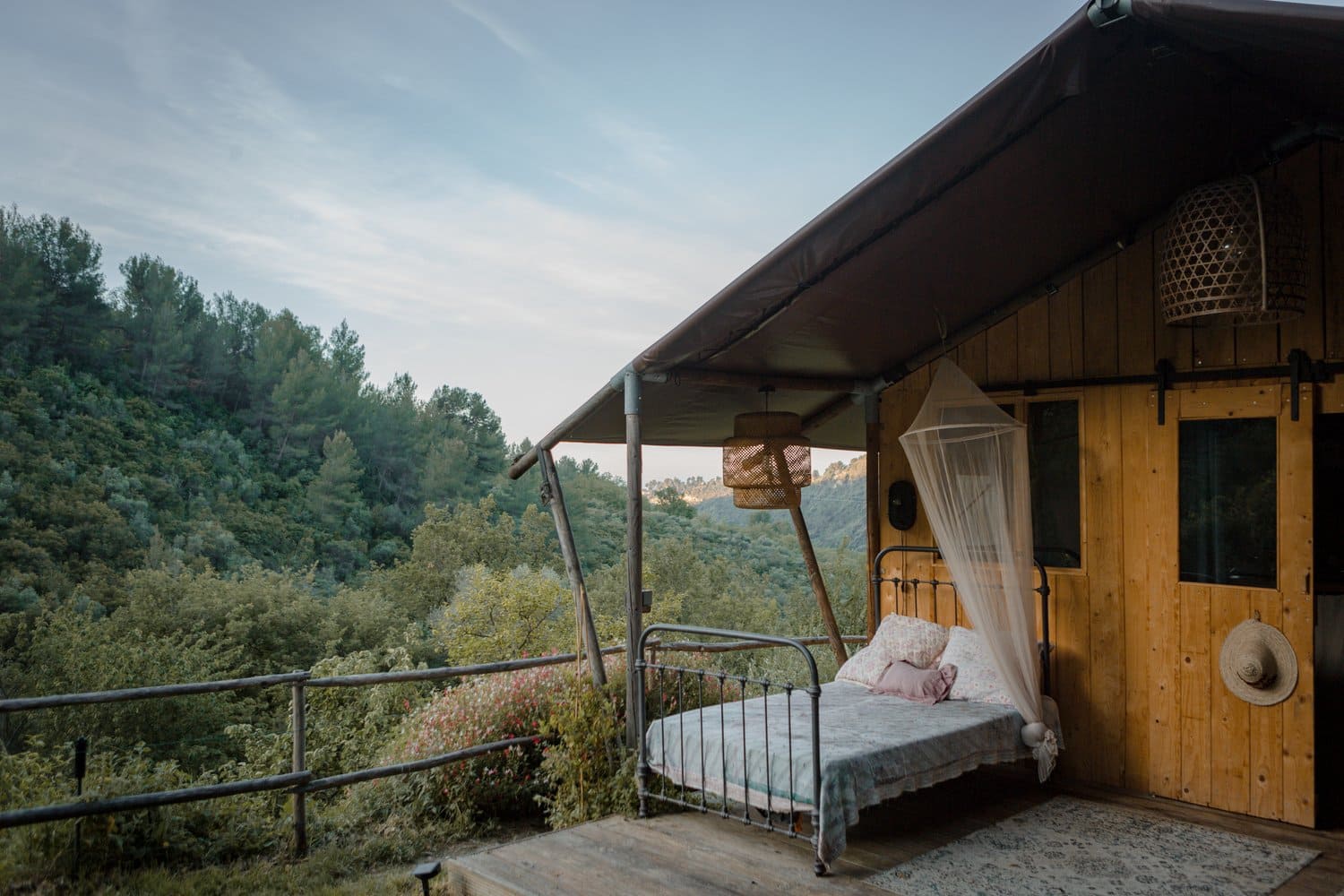 Casa des Madeleines , Provence, France - Embrace Life/ Per Person