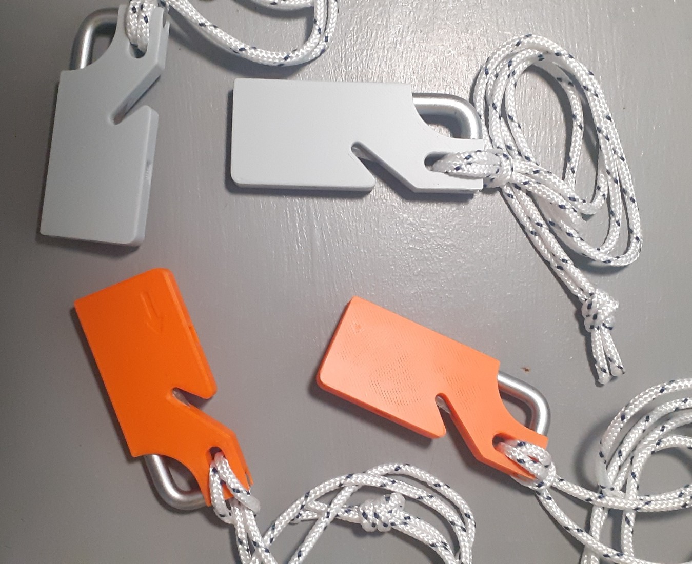 Outils multifonction - Clé torx M6 (T30) pour foil - sifflet de sécurité – Coupe ligne