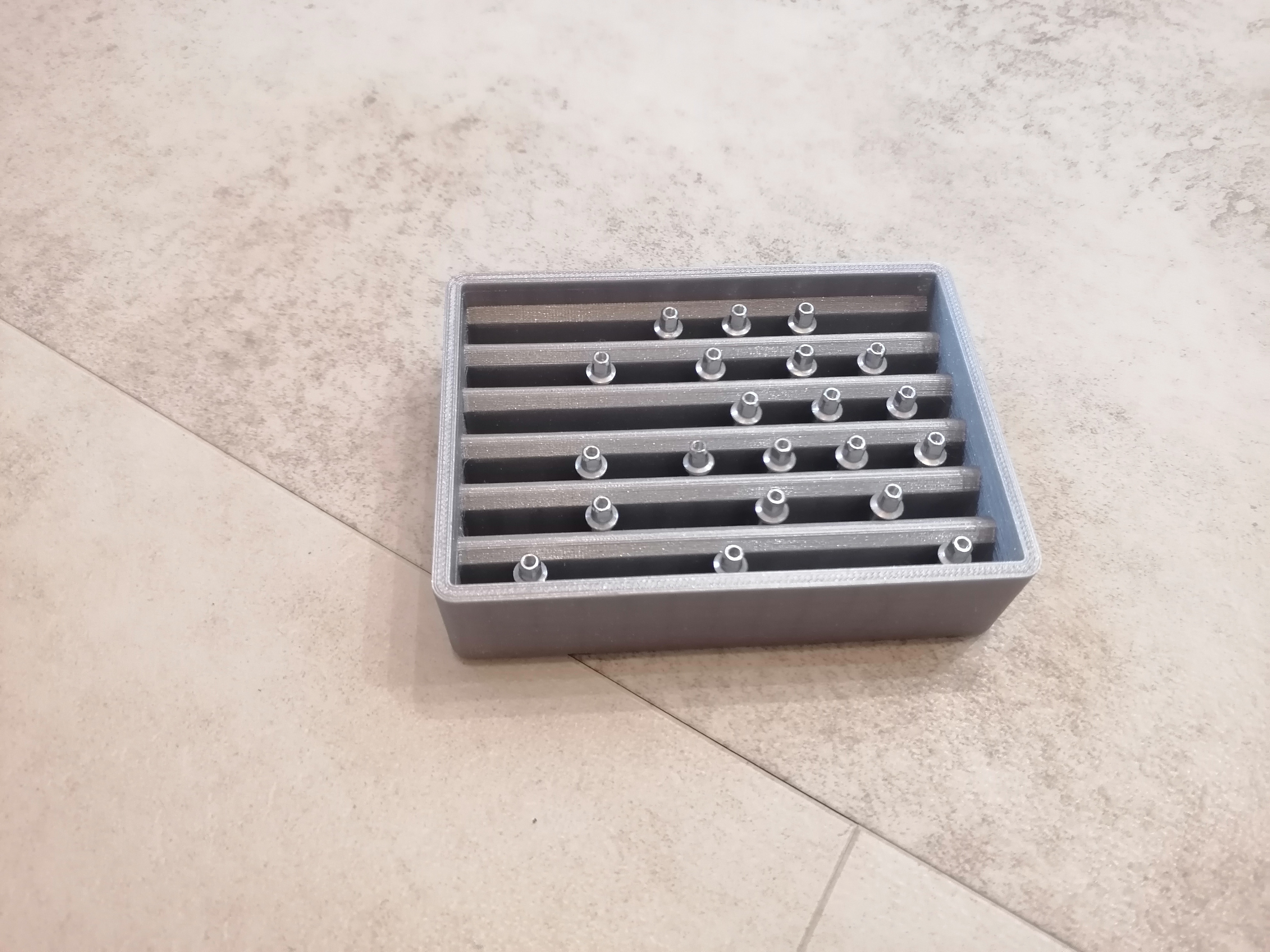 Trieur ecrous rayons velo