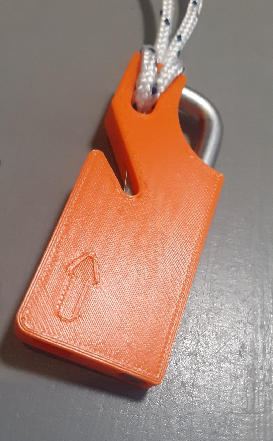 Outils multifonction - Clé torx M8 (T40) pour foil - sifflet de sécurité – Coupe ligne