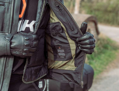 HEVIK MUSTANG LIGHT ODINĖ KLASIKINIO STILIAUS MOTO STRIUKĖ