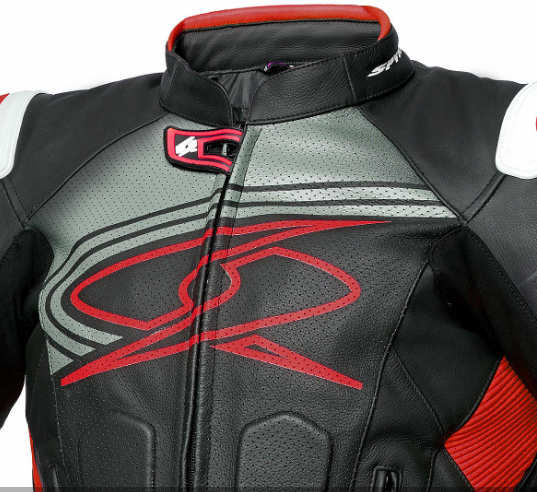 SPYKE ESTORIL EVO SPORTINIO STILIAUS MOTO STRIUKĖ SU KUPRA