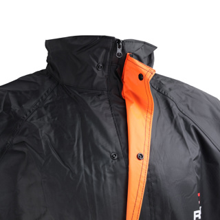 IMPERMEABLE NEGRO REFLEJANTE