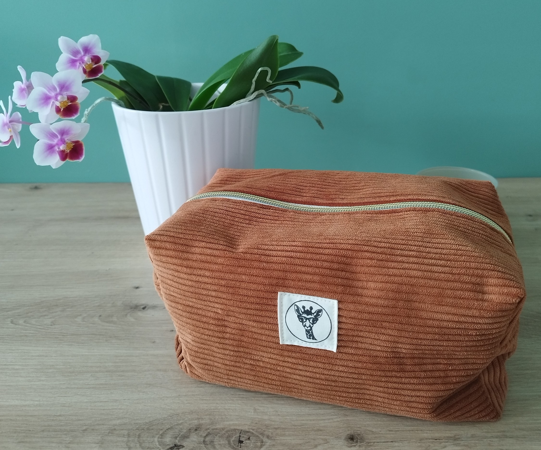 Trousse de toilette COSMIQ en velours marron