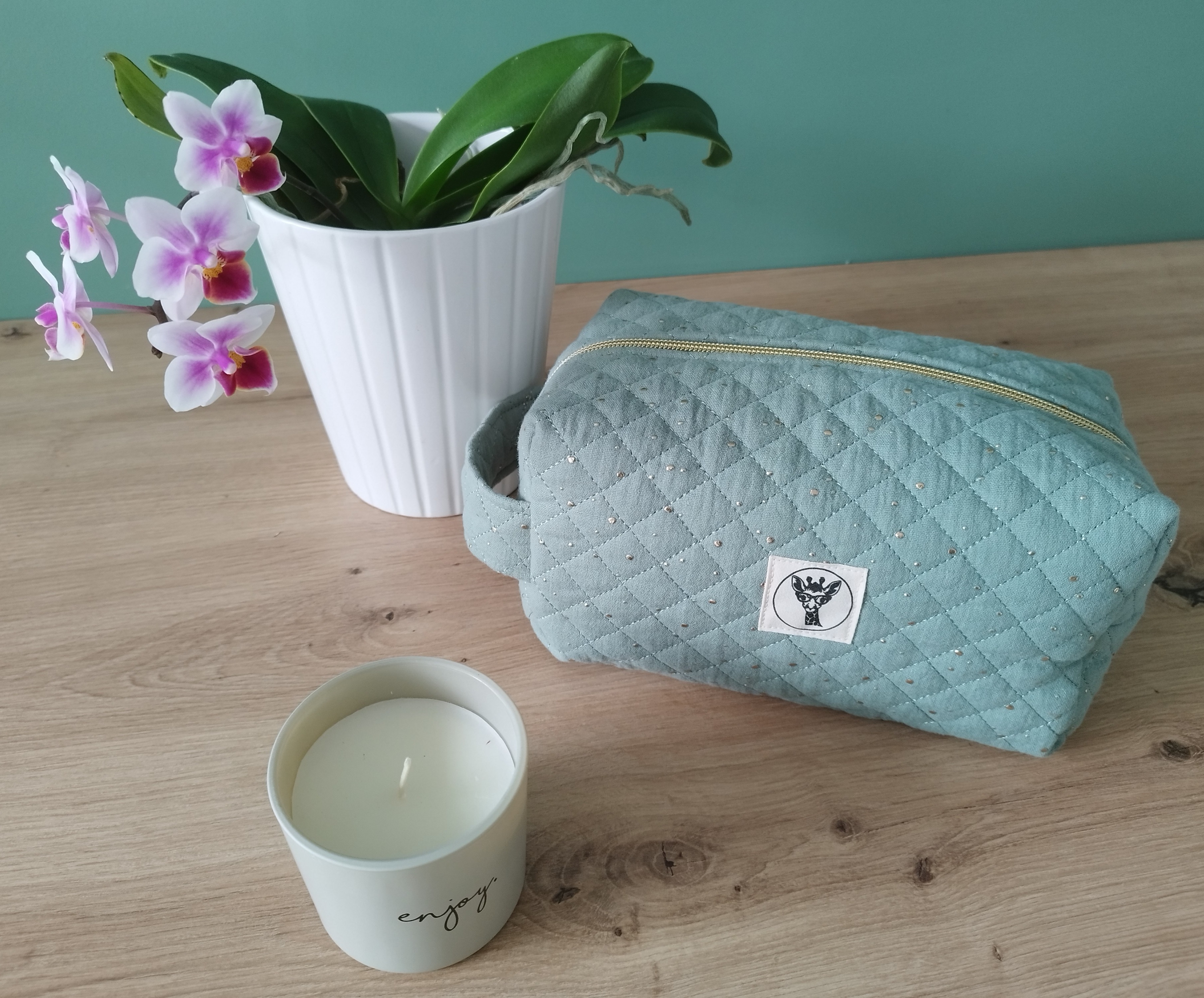 Trousse de toilette COSMIQ en tissu vert