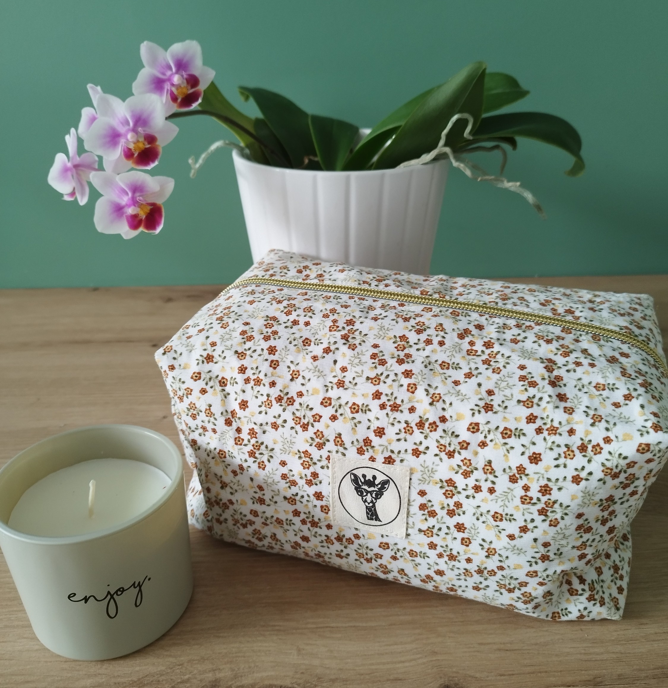 Trousse de toilette COSMIQ en velours liberty