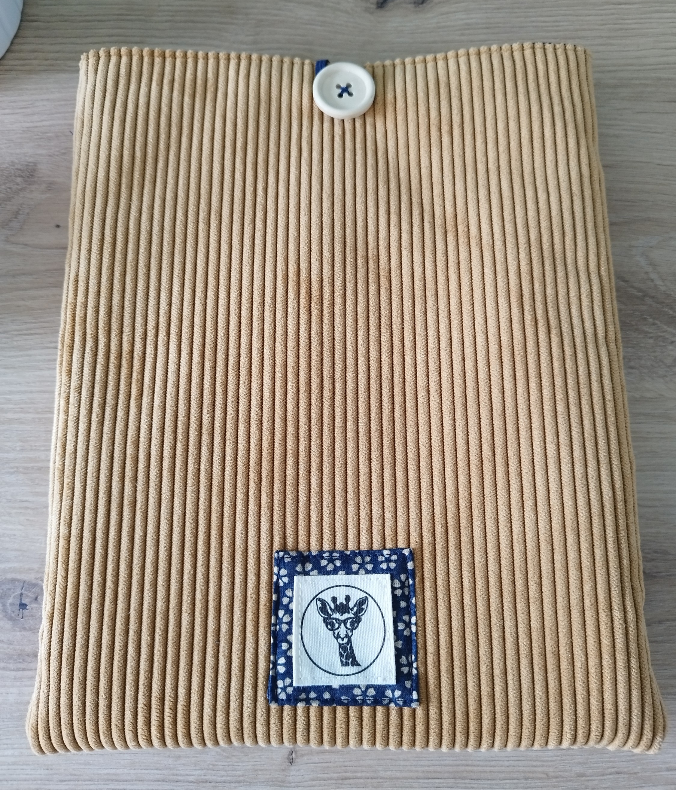 Housse tablette ou livré broché ASTRA en velours jaune