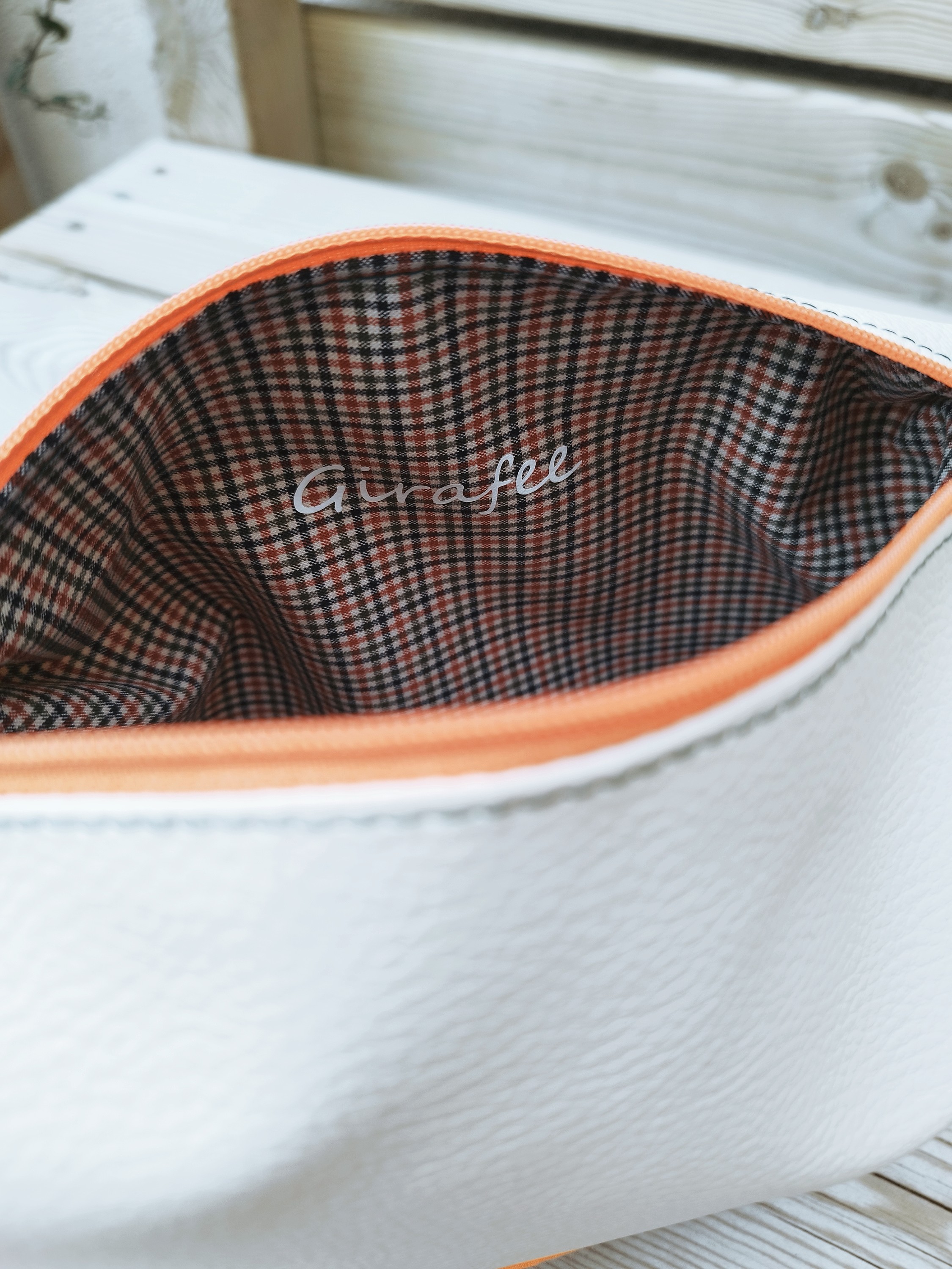 Trousse en simili cuir ONYX coloris beige et vert