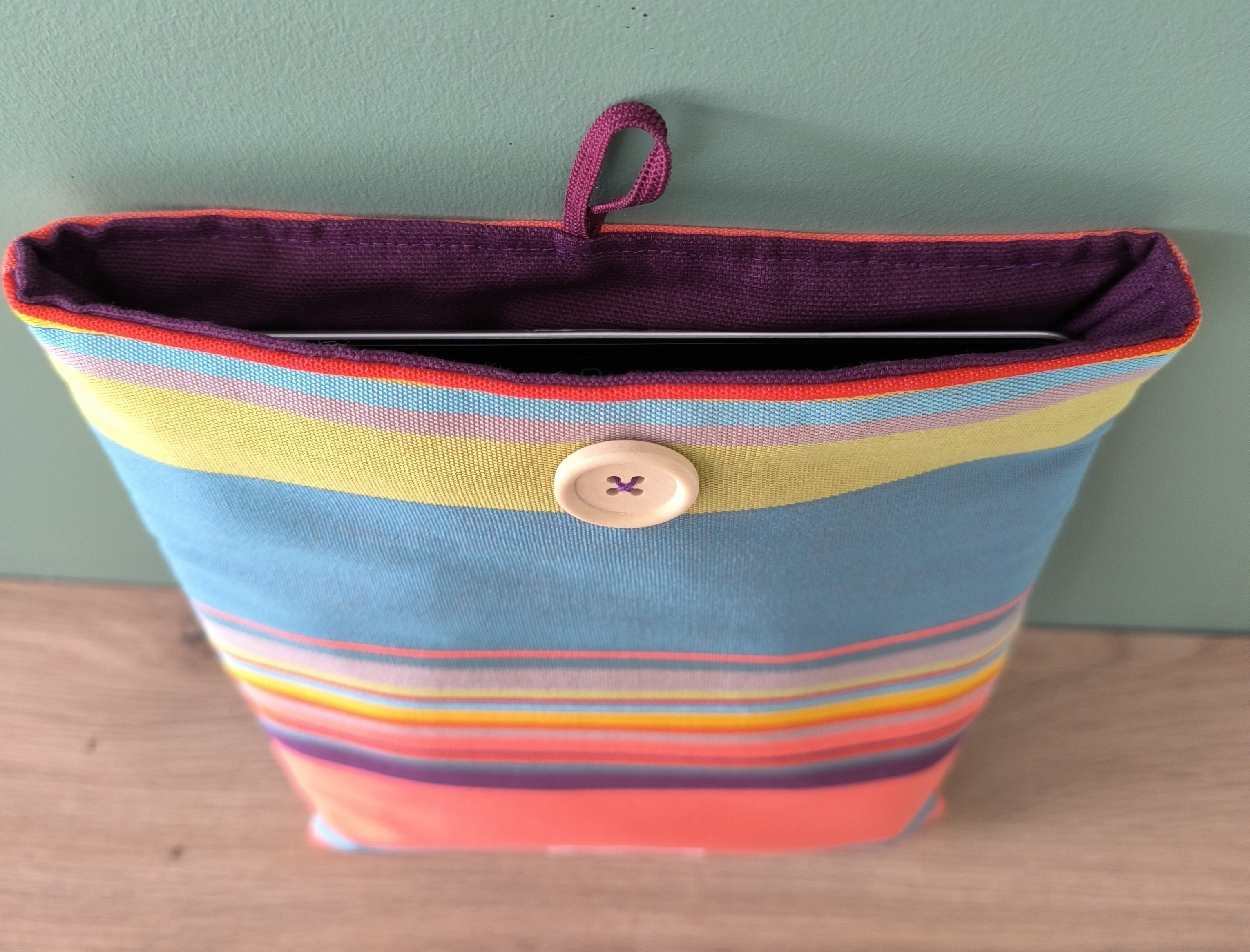 Housse tablette ou livré broché ASTRA en tissu multicolore