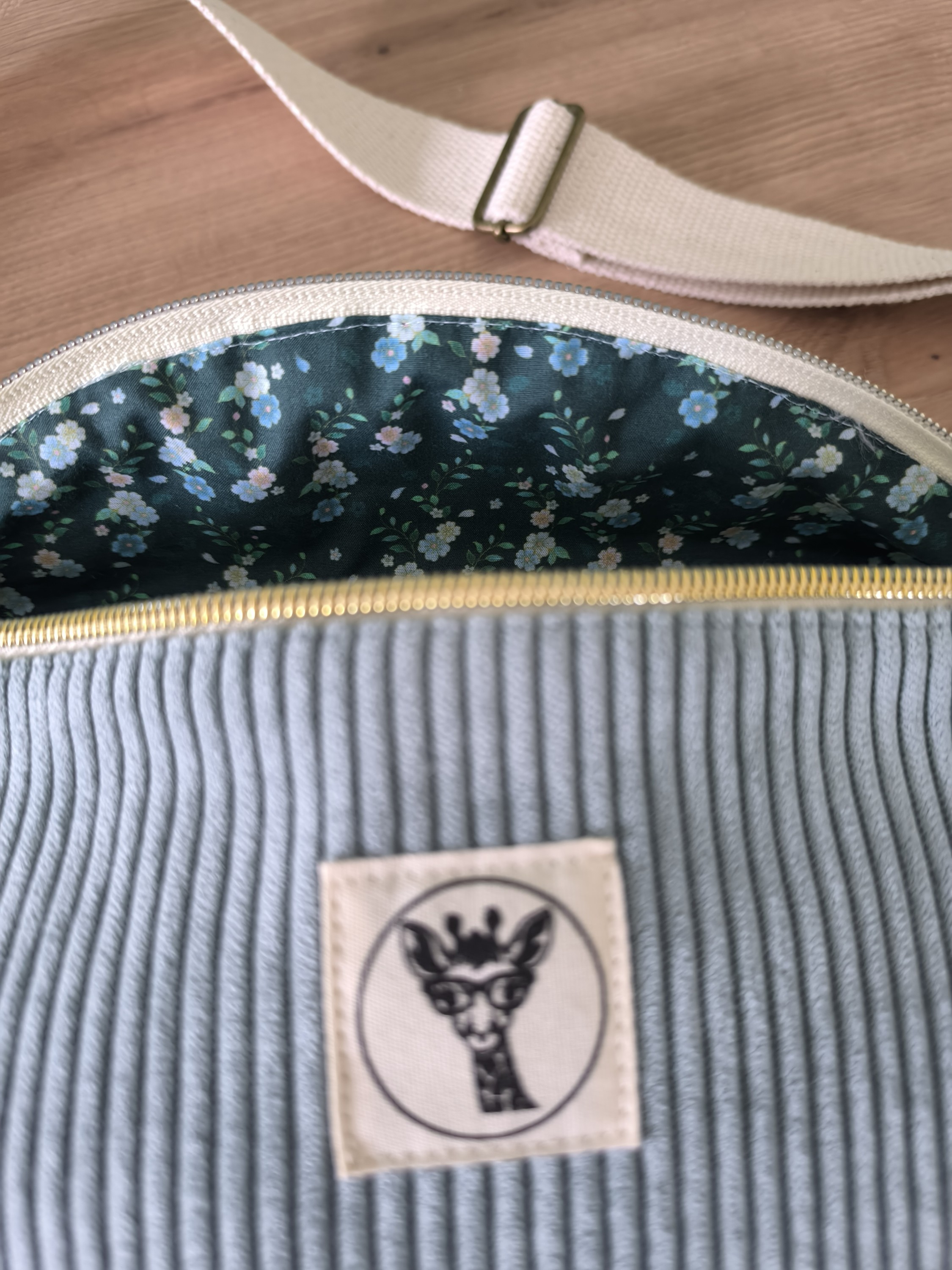 Sac banane GALAXY velours bleu ciel